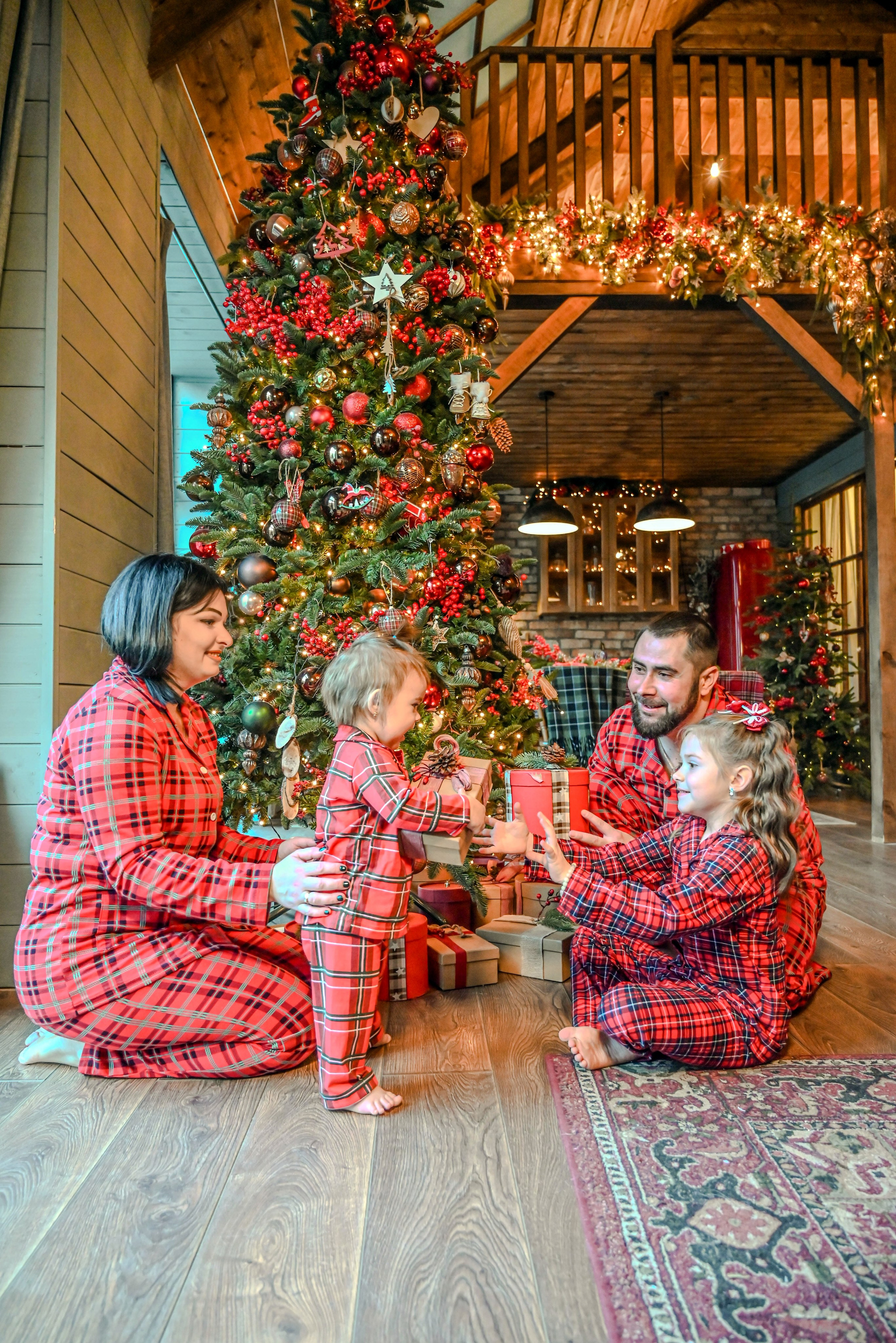 Леонида с семьёй в Шале. Семейный и детский фотограф Москва