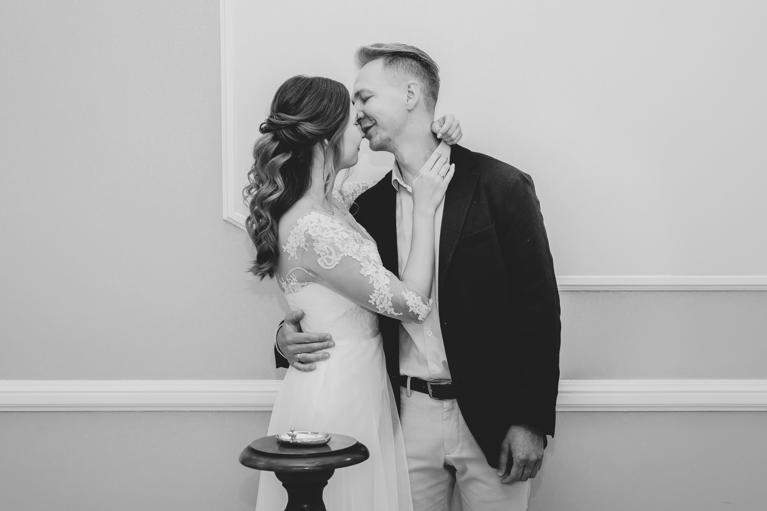 Свадебная фотосессия в Коломенском. Семейный и свадебный фотограф Семенова Инна