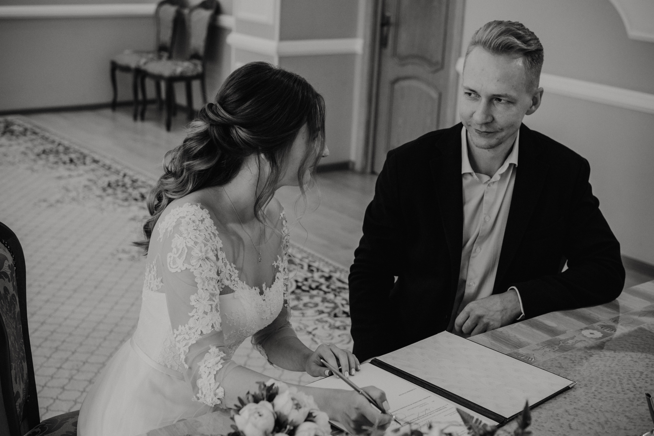 Свадебная фотосессия в Коломенском. Семейный и свадебный фотограф Семенова Инна