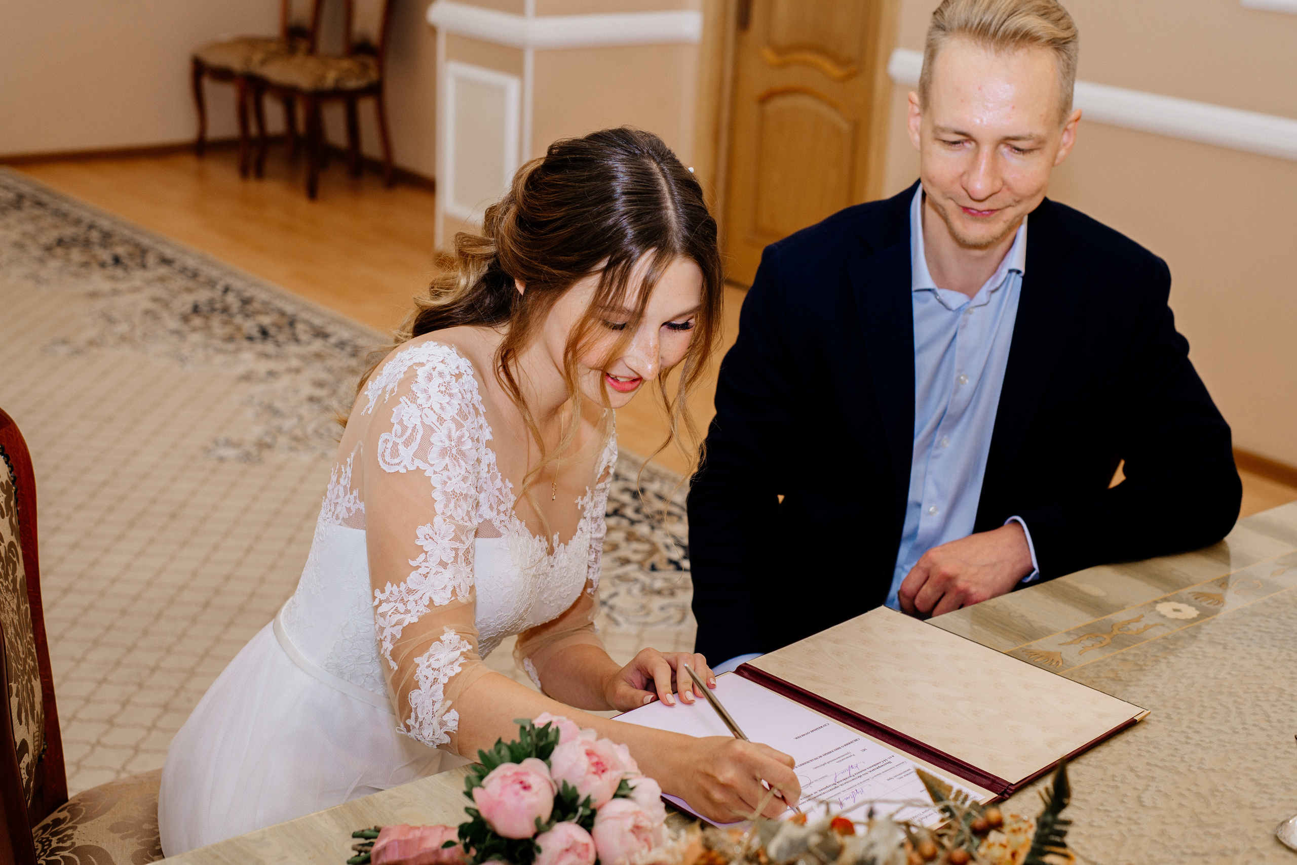 Свадебная фотосессия в Коломенском. Семейный и свадебный фотограф Семенова Инна