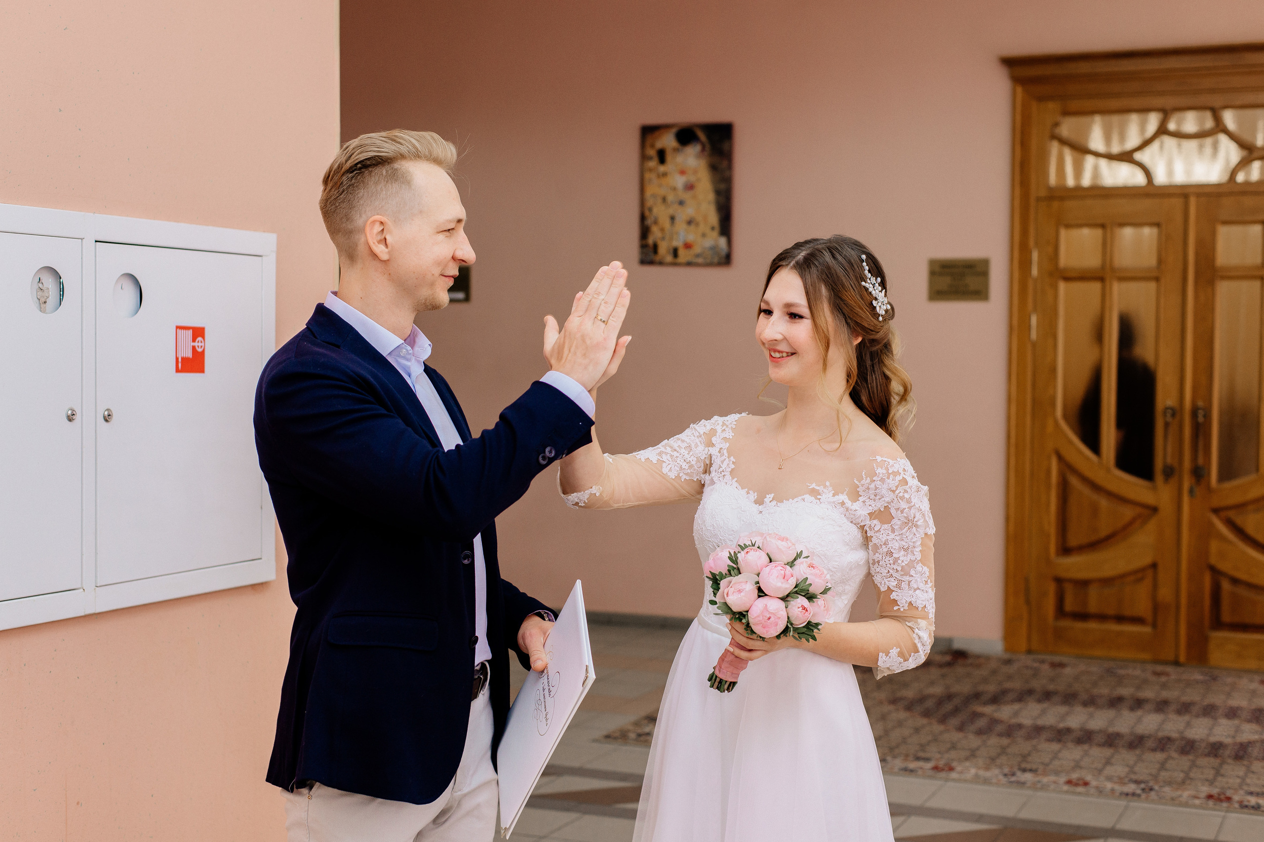 Свадебная фотосессия в Коломенском. Семейный и свадебный фотограф Семенова Инна