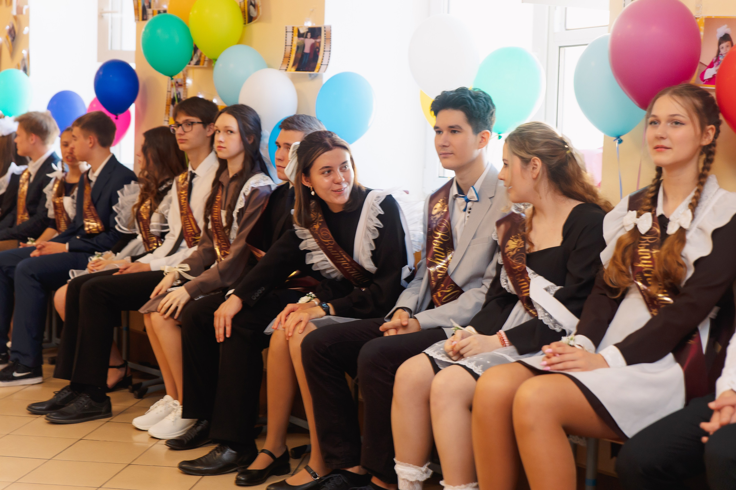 Последний звонок. Фотограф в Кронштадте и Санкт-Петербурге Анастасия Коваленко