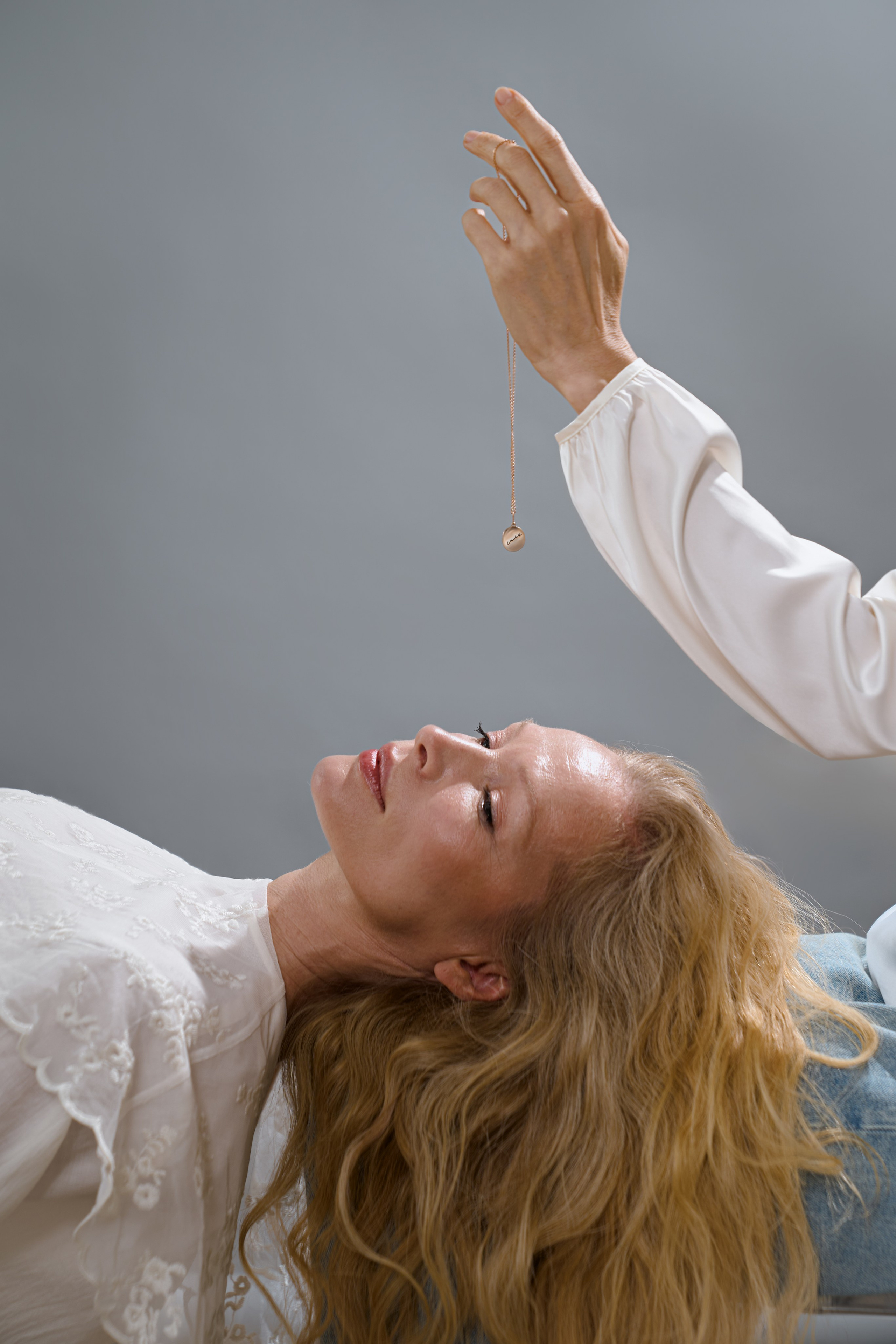 585 золотой х Яндекс Дзен. Предметный фотограф Москва Глухарёва Оля