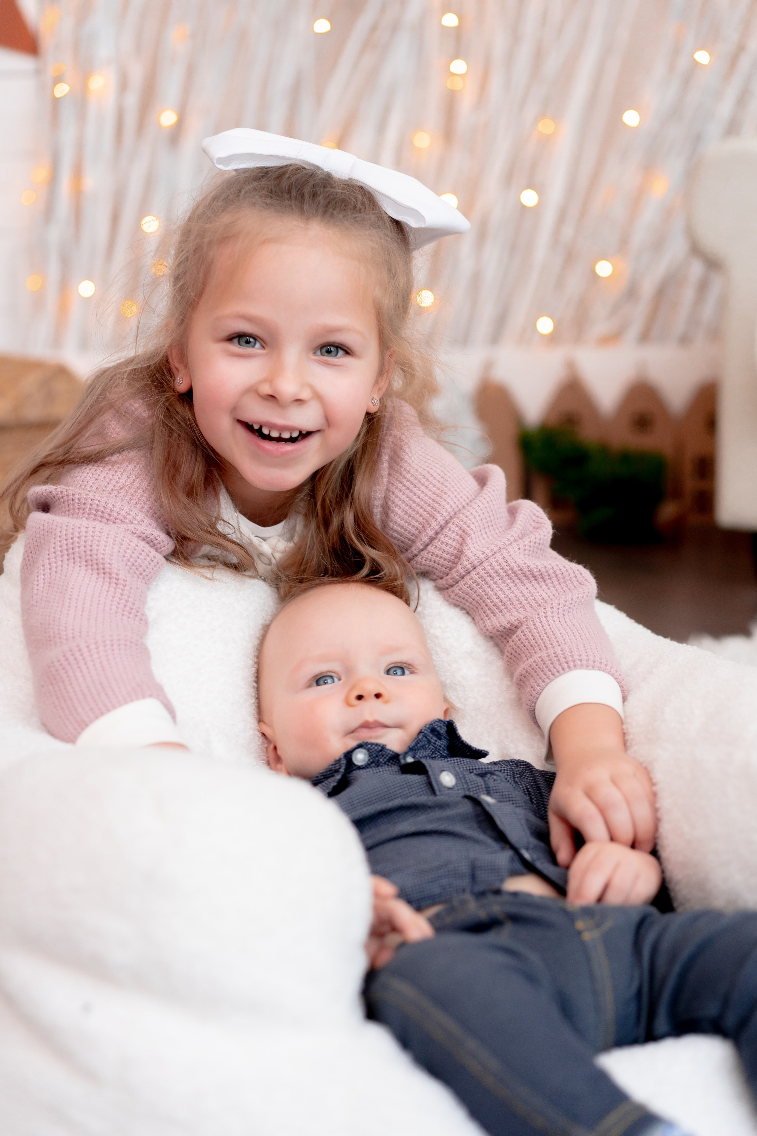 Новогодняя семейная фотосессия. Детская, семейная фотостудия в Санкт-Петербурге