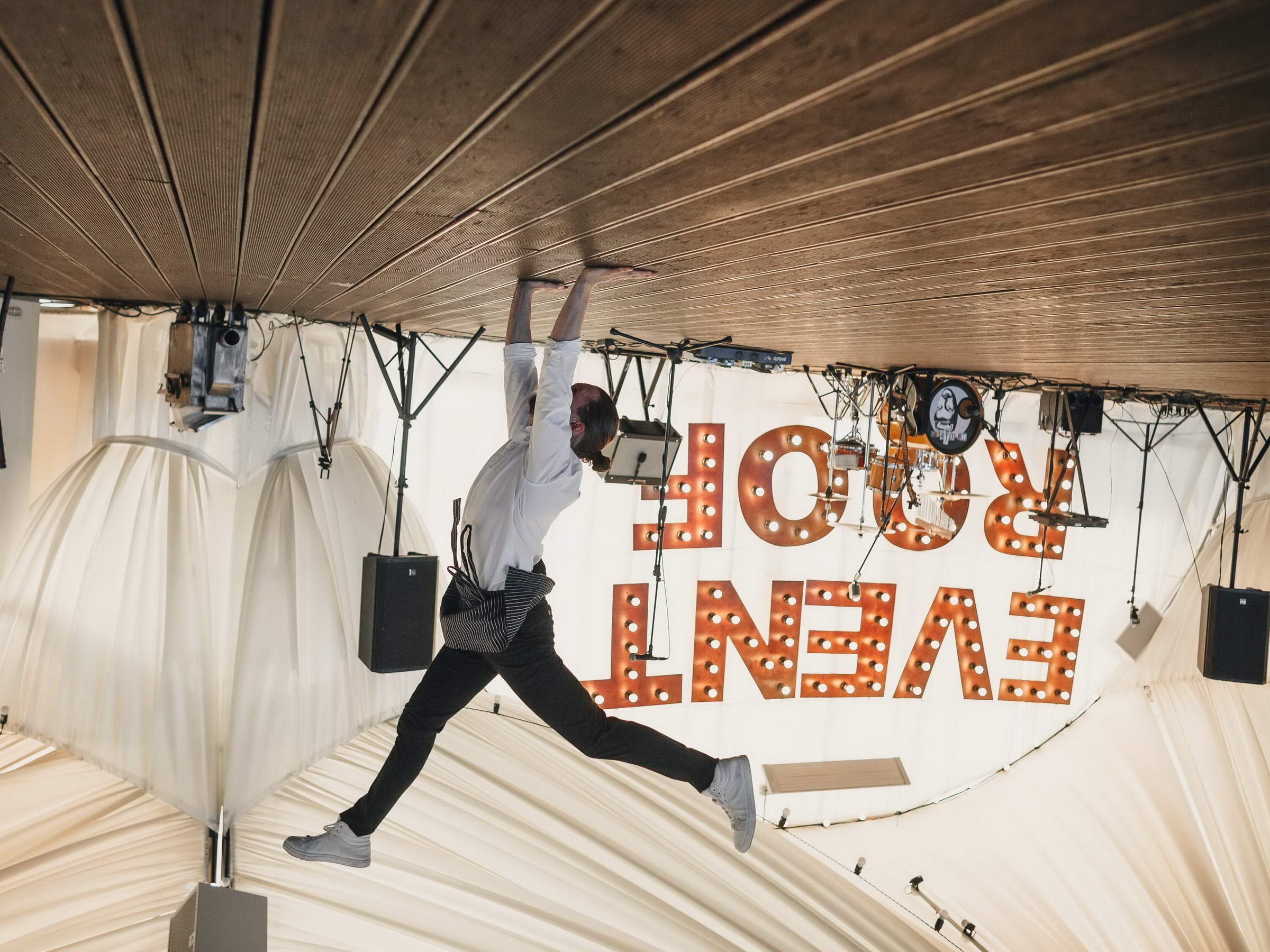 Свадебный банкет. Свадебный фотограф Игорь Брундасов 8PHOTO на свадьбу венчание загс СПб