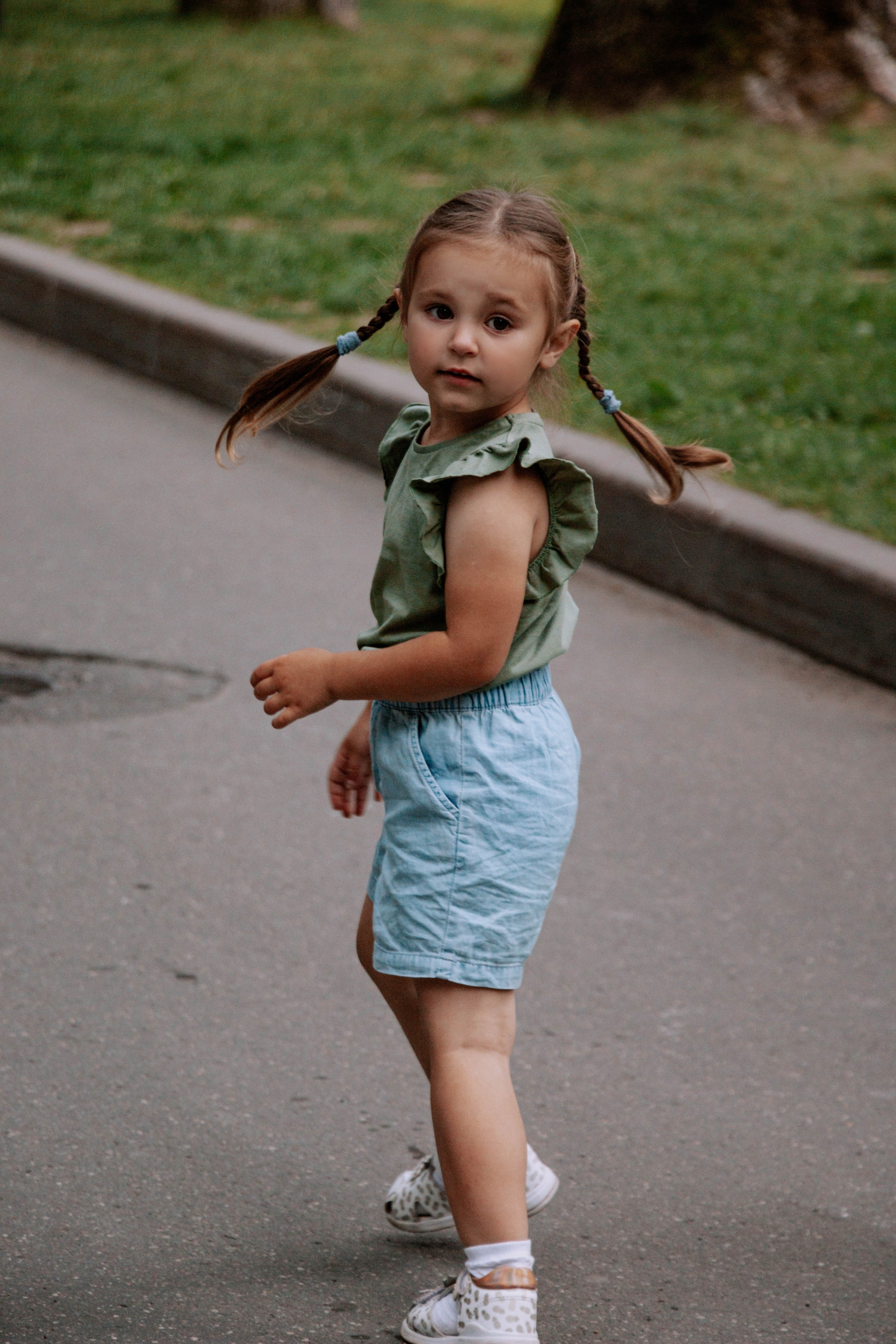 Алексей, Римма, Аннушка и Полина. Бережно сохраняю ваши чувства и истории на своих фотографиях
