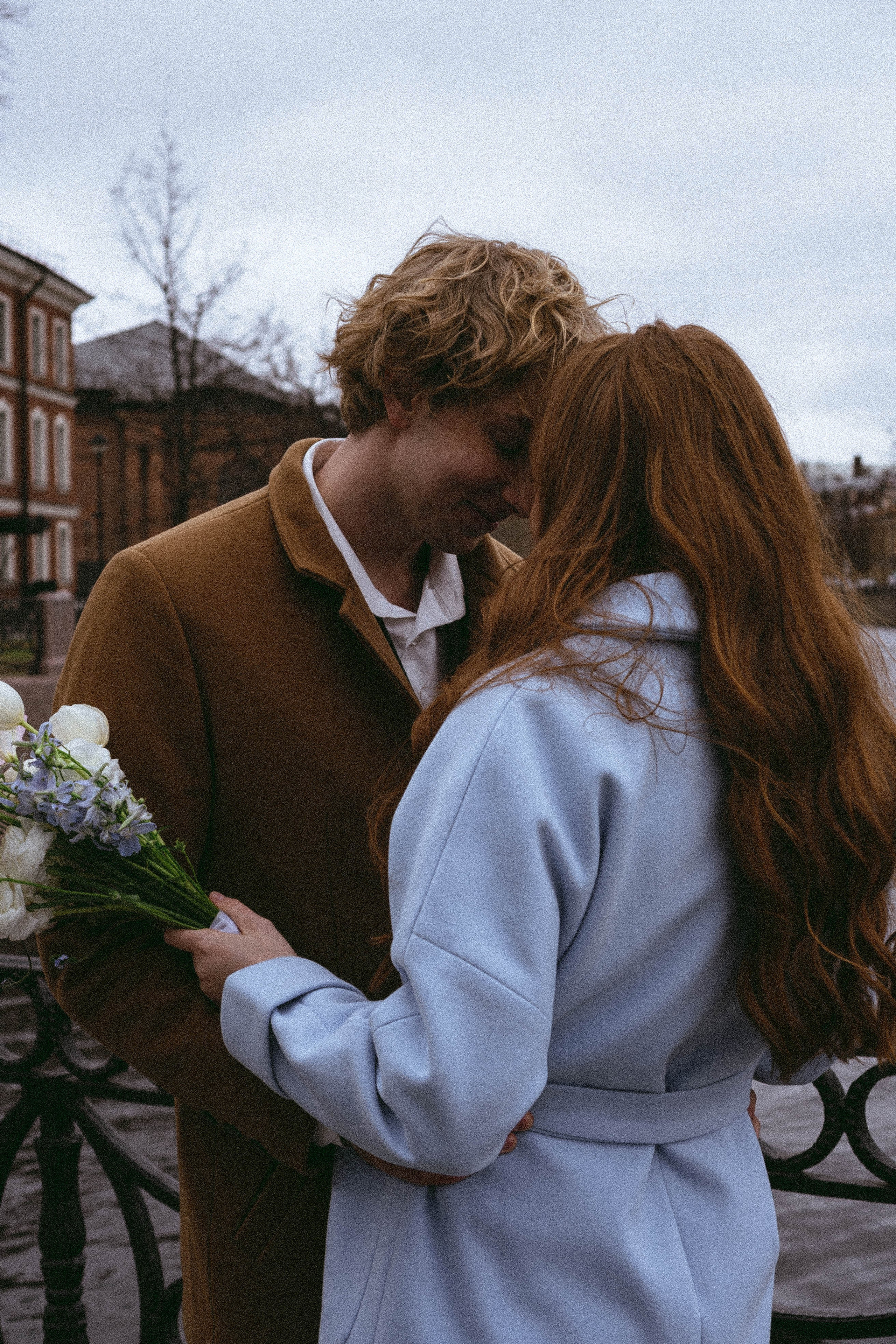 СВАДЕБНАЯ ПРОГУЛКА ПО ПЕТРОГРАДКЕ ВЕСНОЙ (ФОТОСЕССИИЯ ПАРЫ СВАДЕБНАЯ). Профессиональный фотограф, Санкт-Петербург — Виктория Богомолова