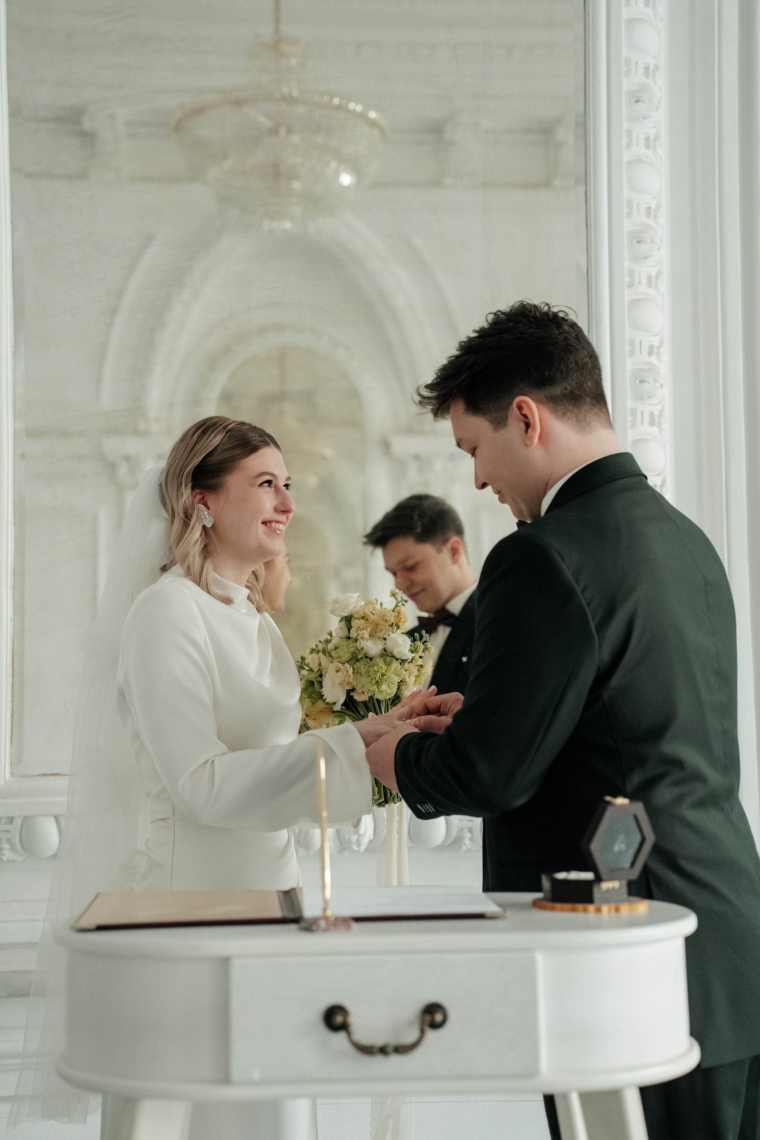 Евгений и Анастасия / Особняк Спиридонова, МГУ. Свадебный фотограф Москва Александра Аверкова