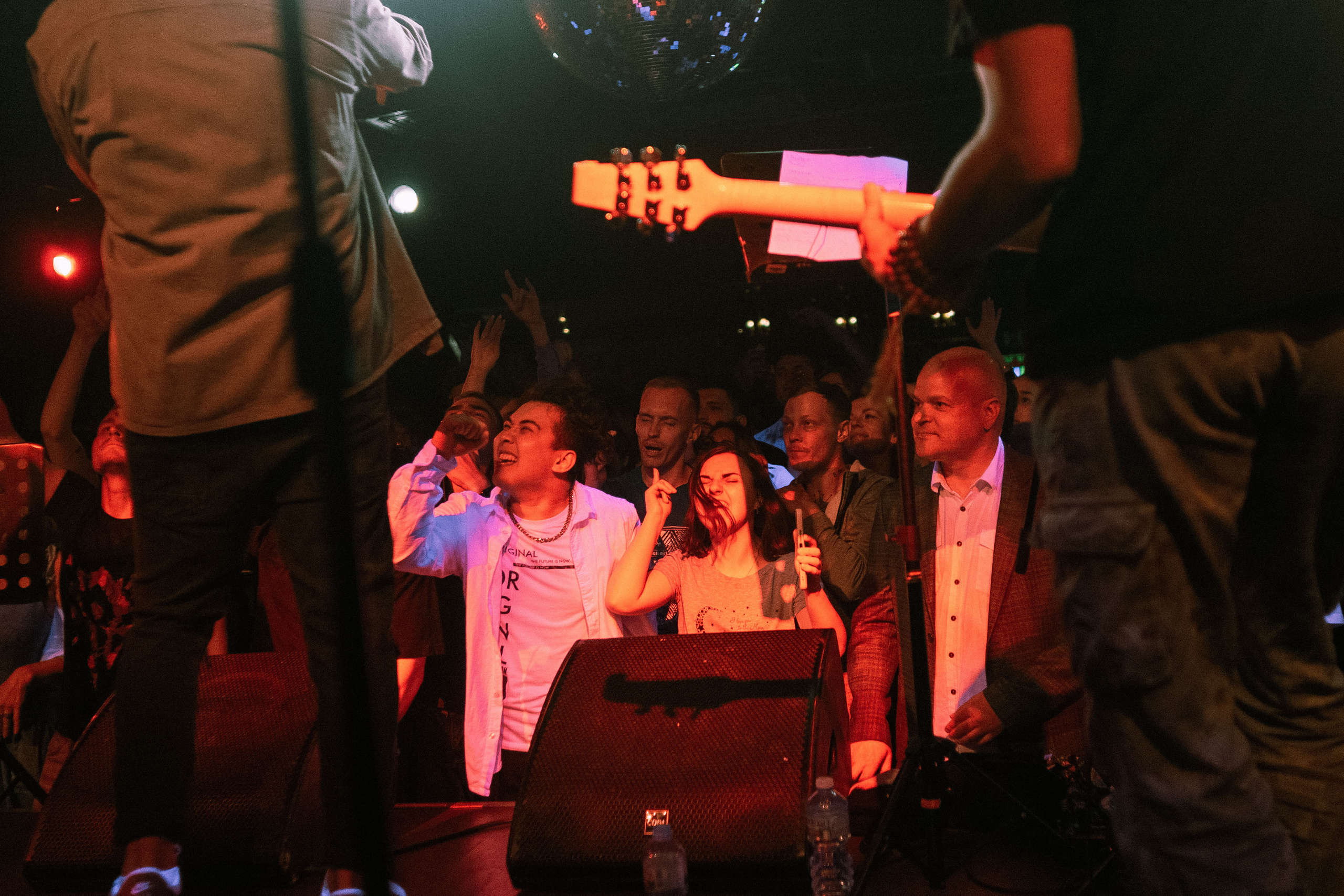 Концерт leanje клуб 16tonn