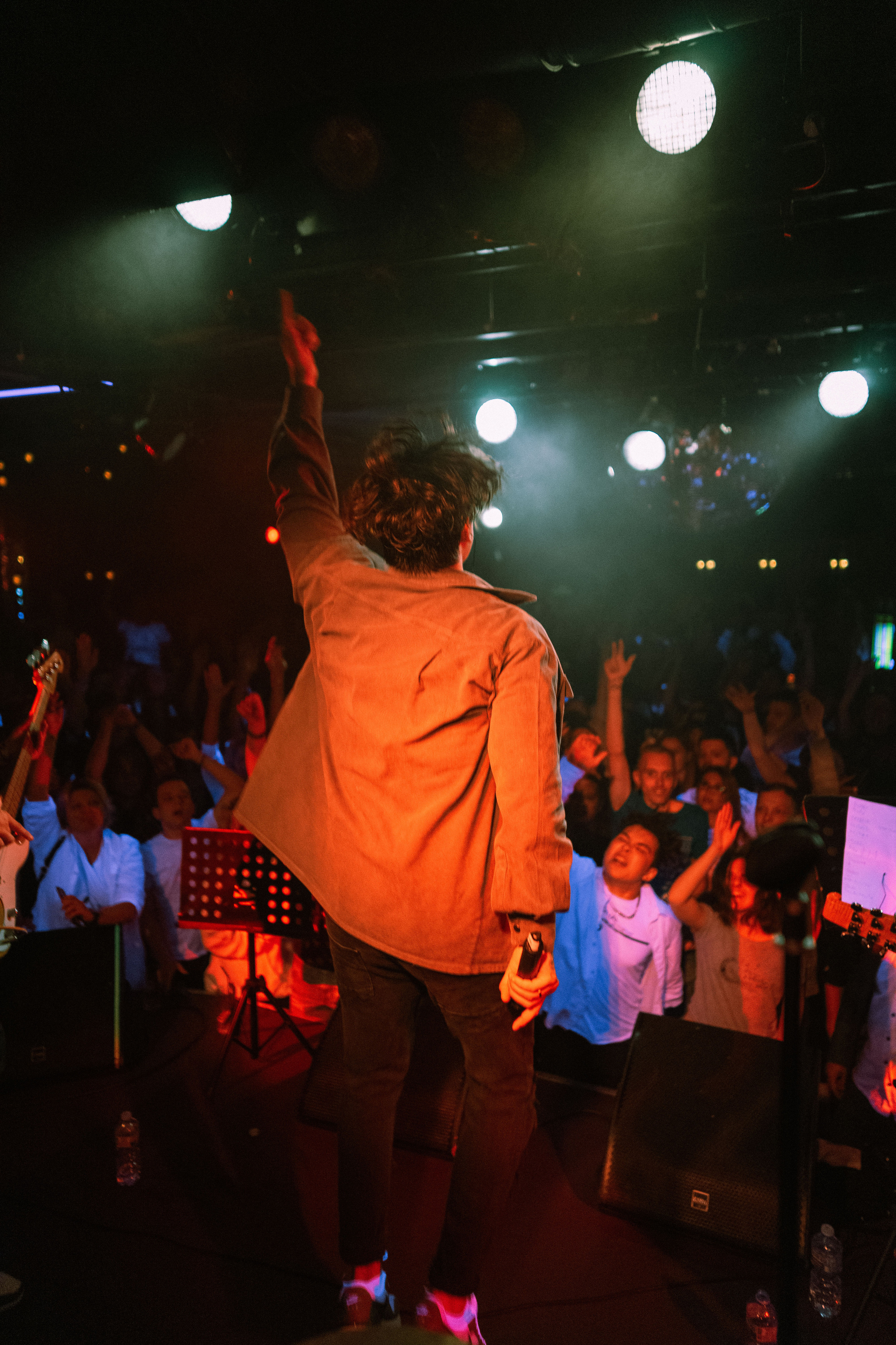 Концерт leanje клуб 16tonn