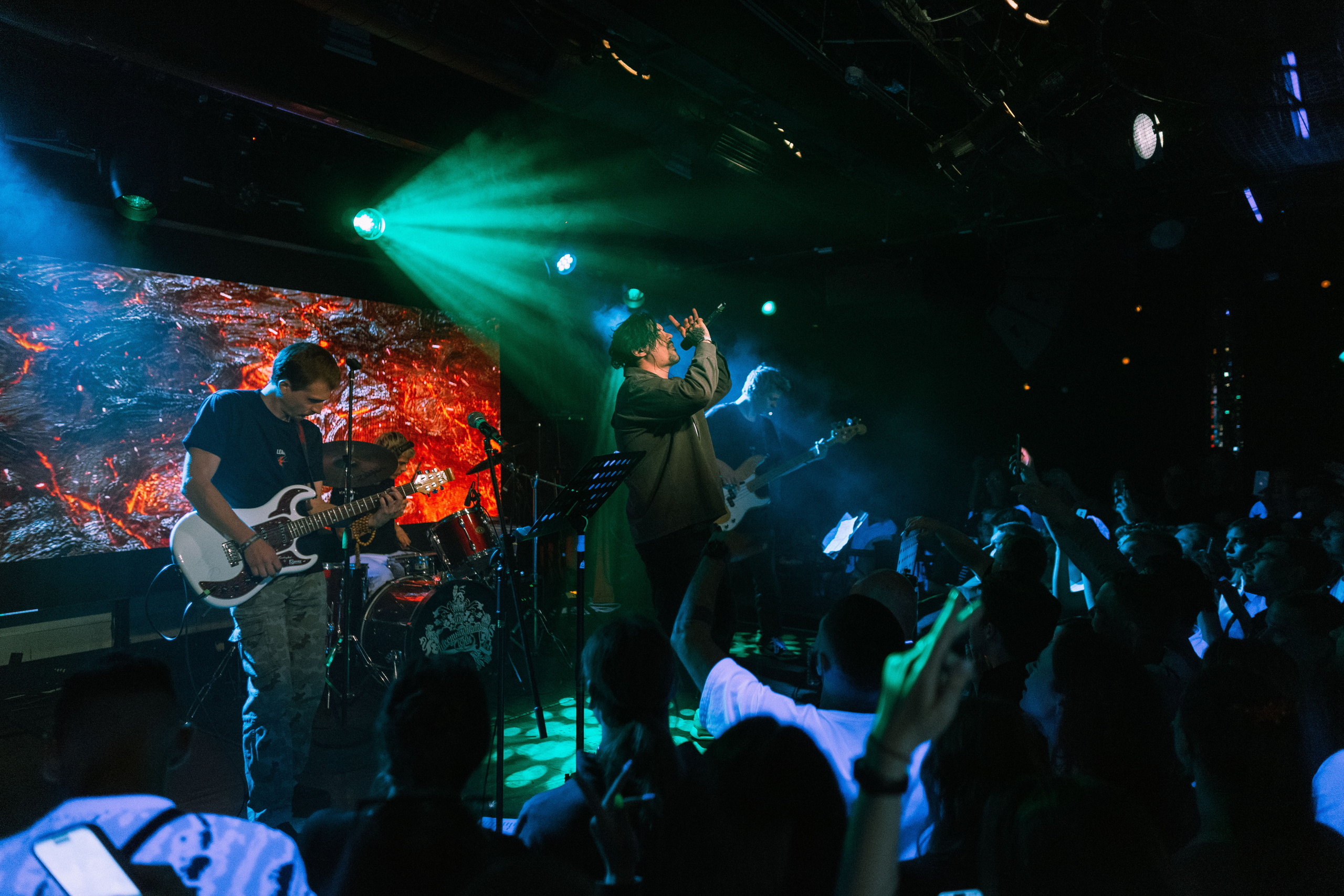 Концерт leanje клуб 16tonn