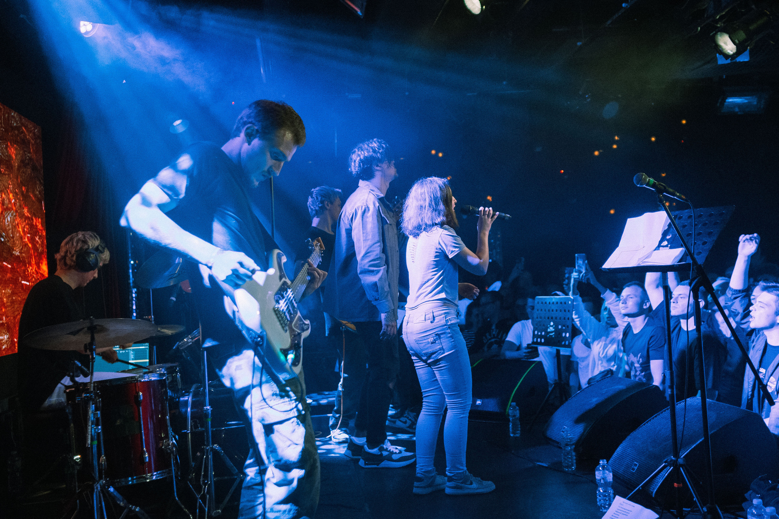 Концерт leanje клуб 16tonn