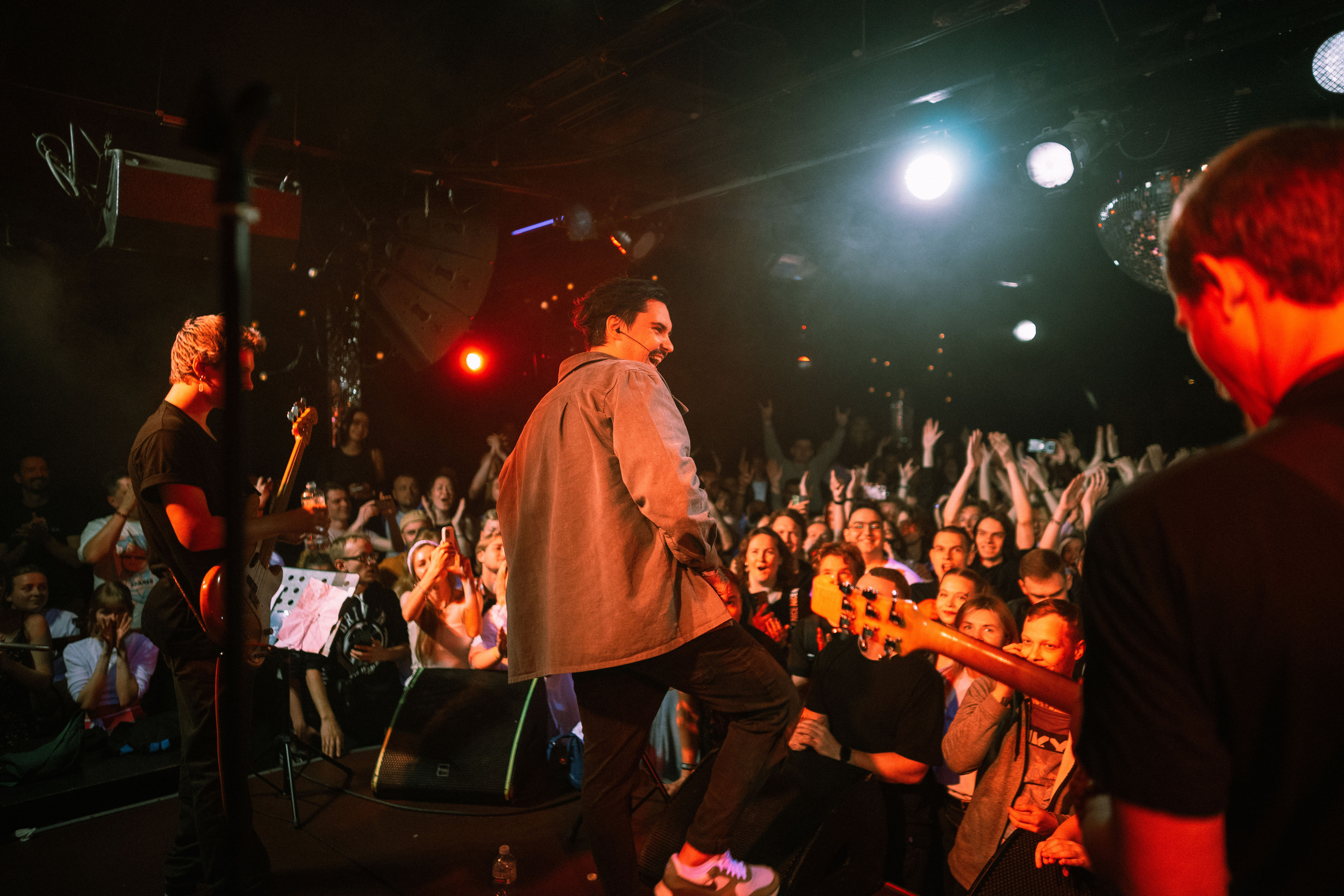 Концерт leanje клуб 16tonn