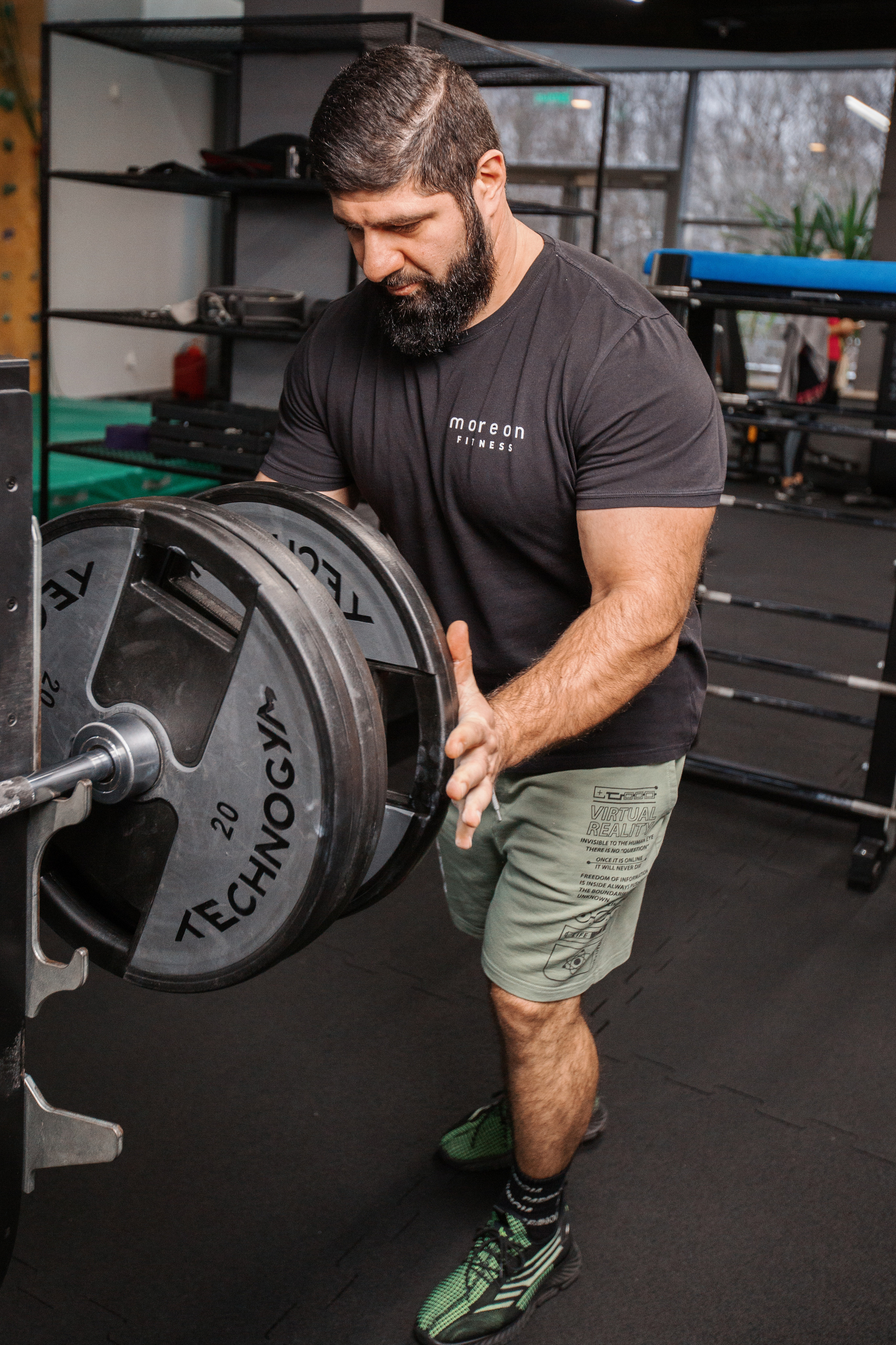 Арес тренер