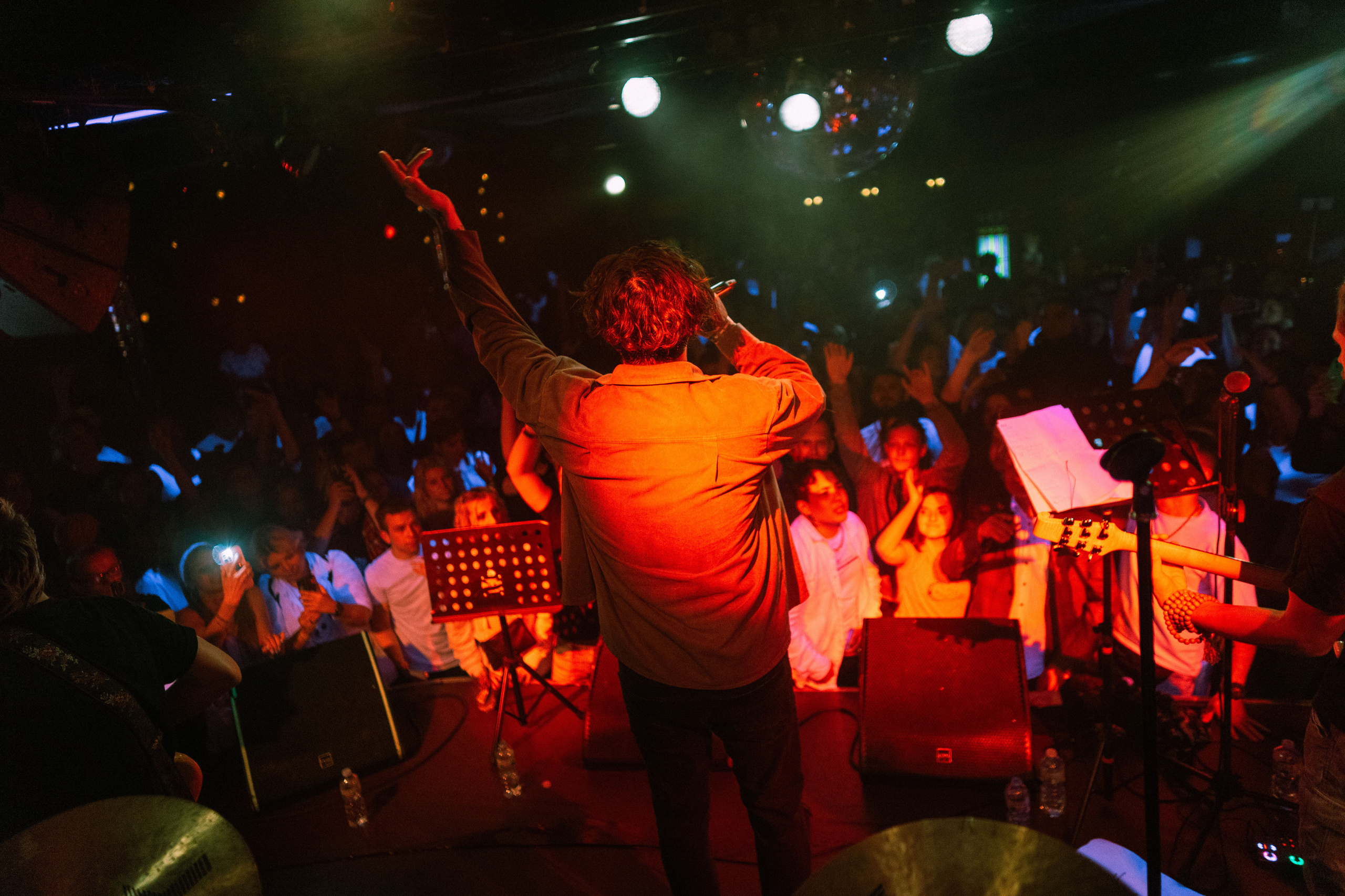 Концерт leanje клуб 16tonn