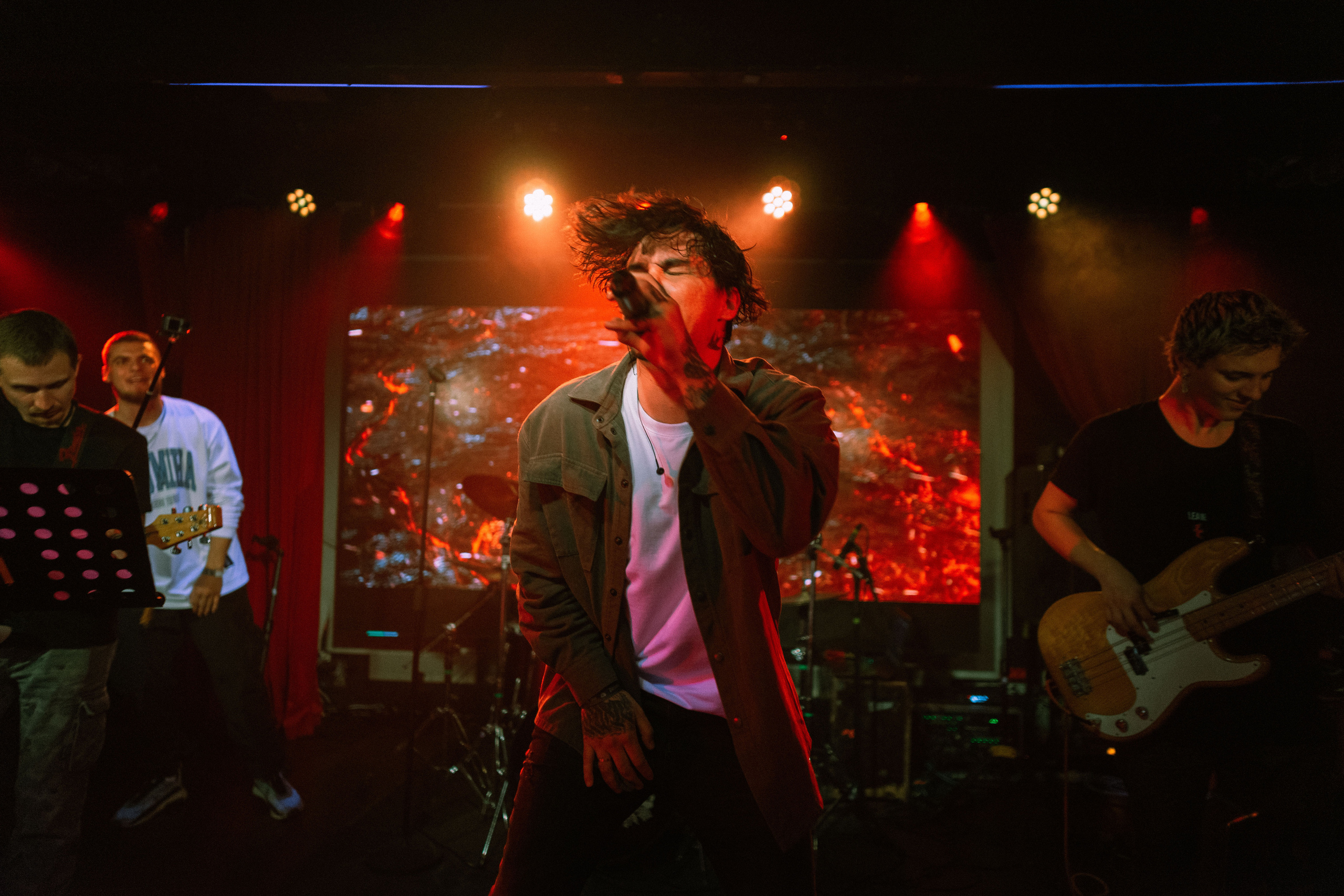 Концерт leanje клуб 16tonn