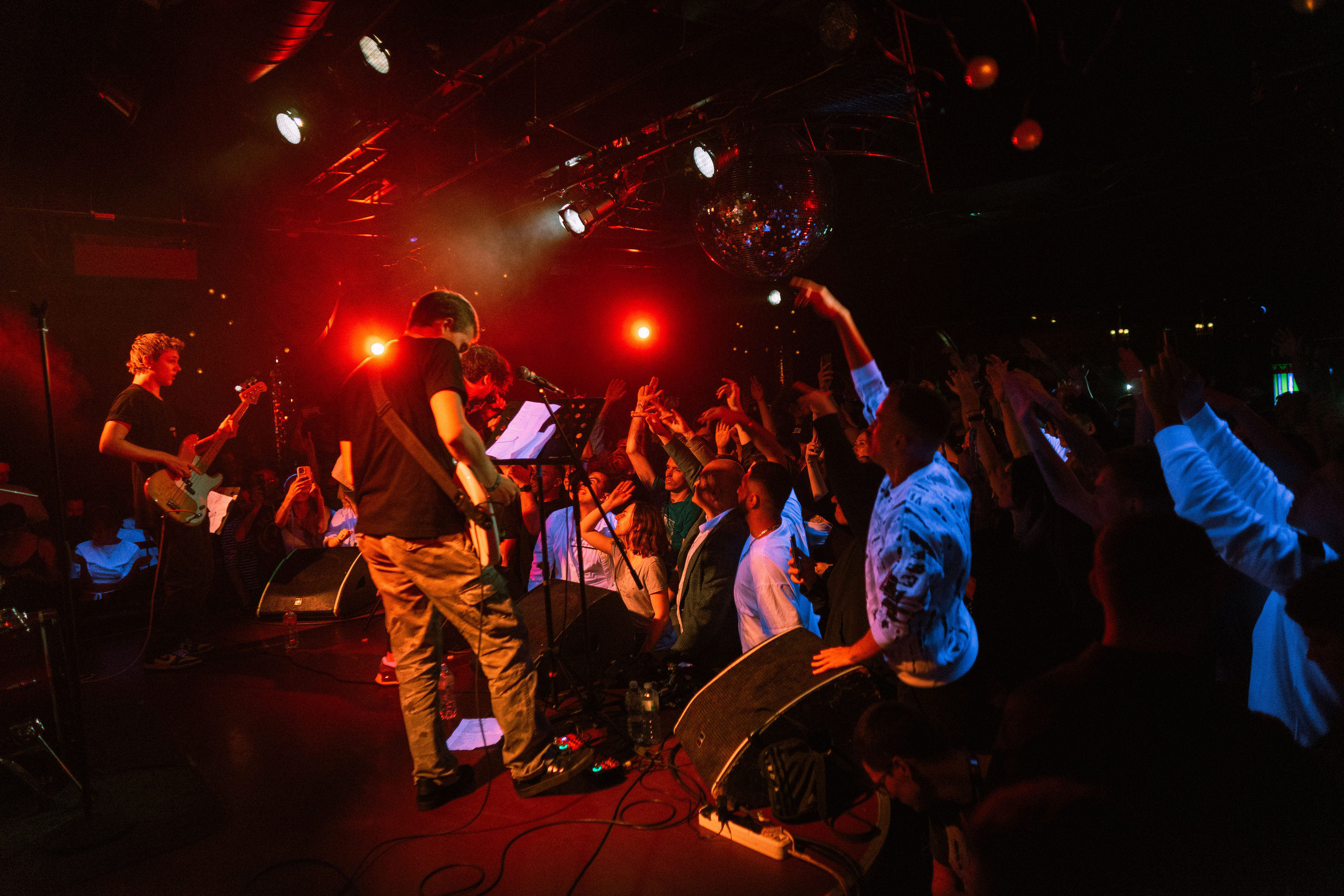 Концерт leanje клуб 16tonn