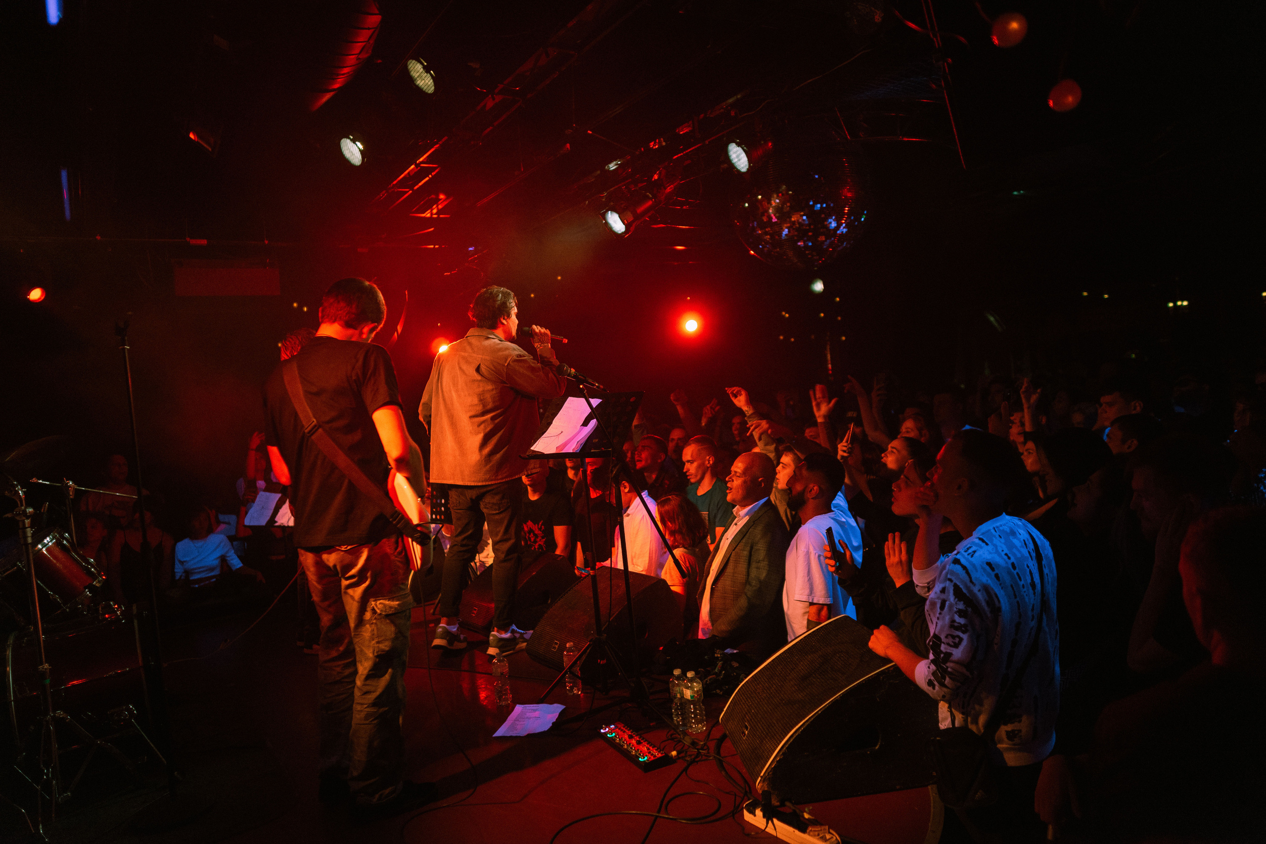 Концерт leanje клуб 16tonn