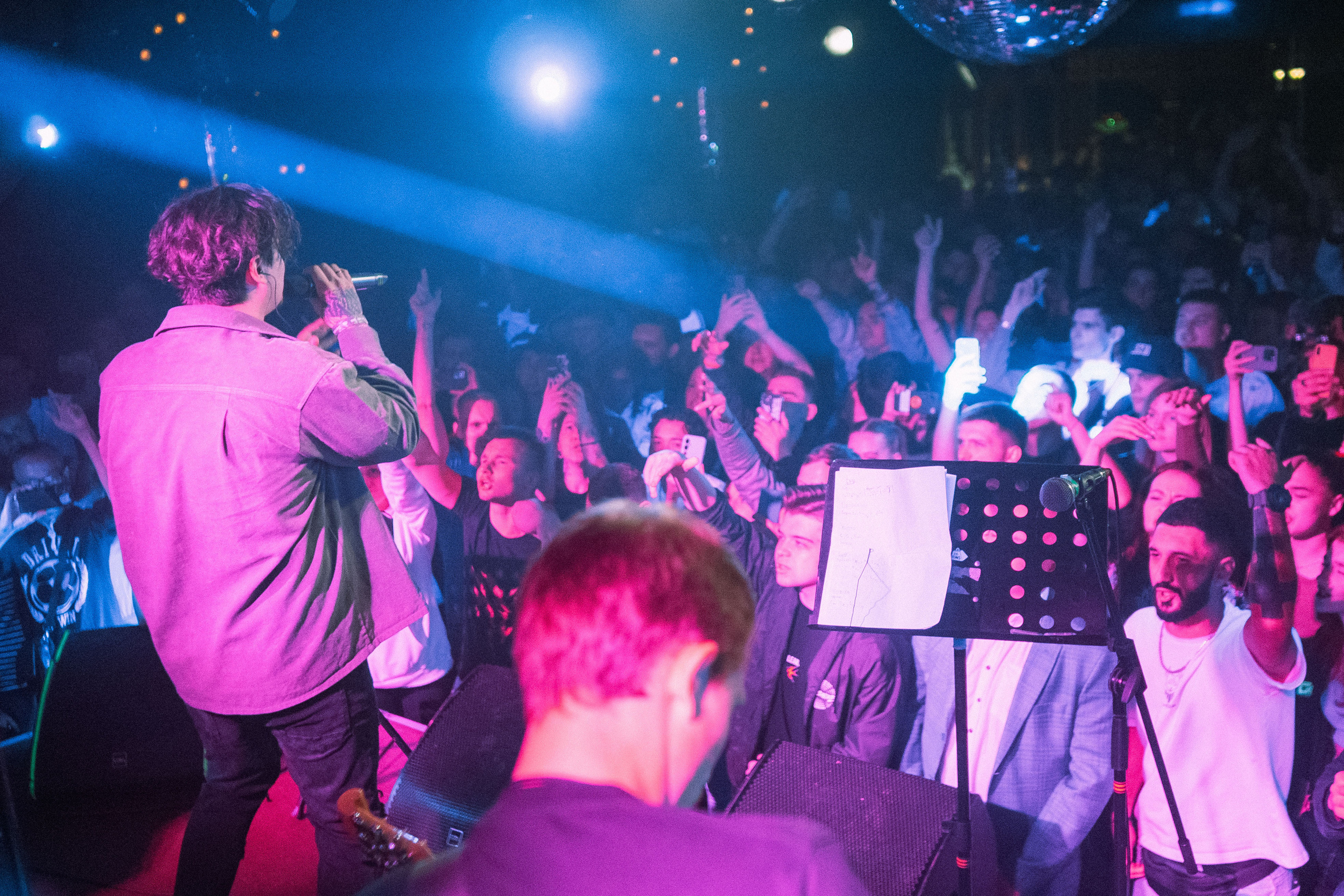 Концерт leanje клуб 16tonn