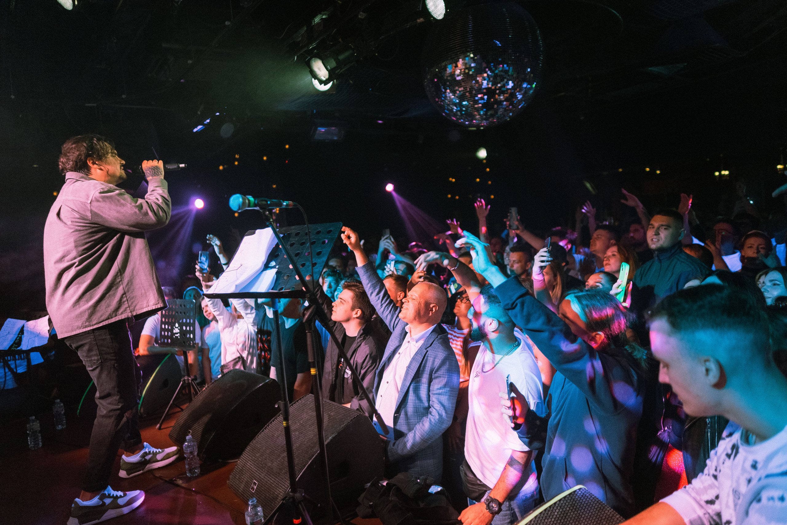 Концерт leanje клуб 16tonn