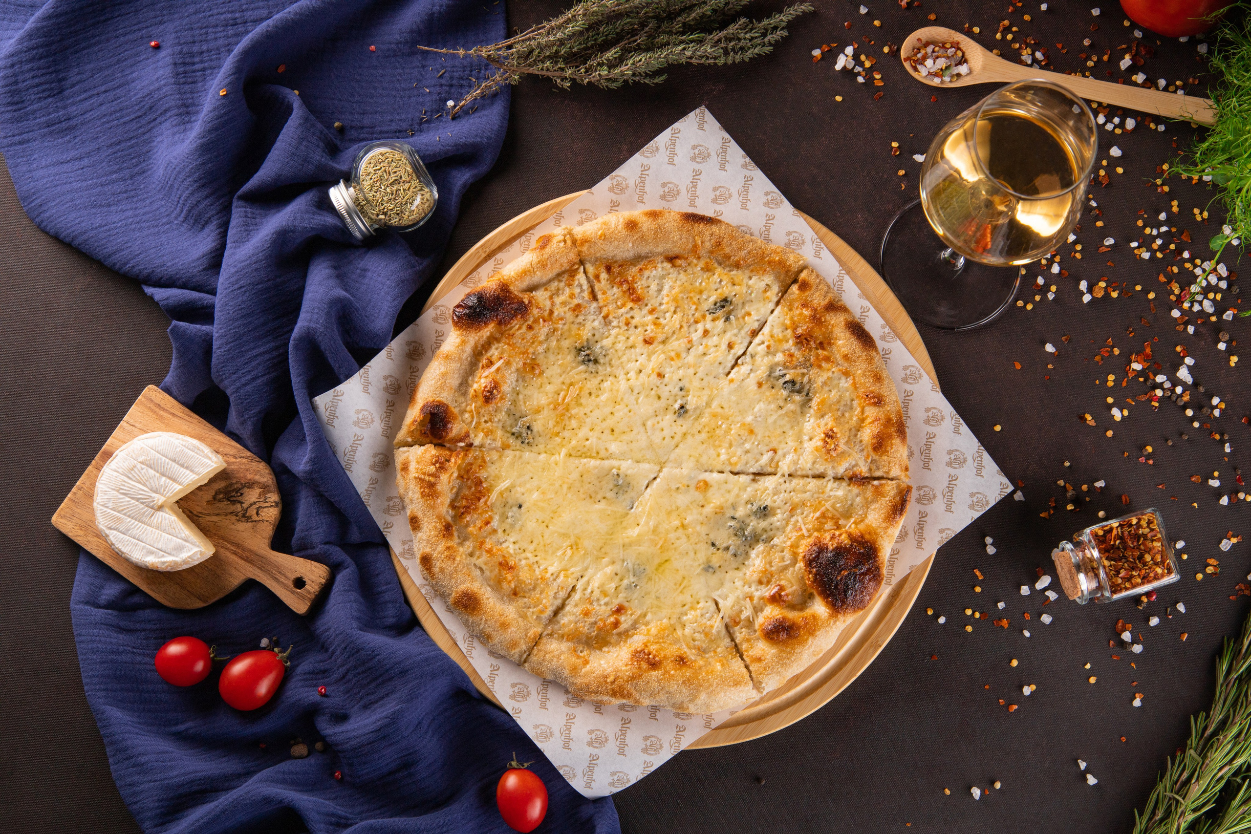 Фотографии пиццы в Астане. Рекламный фуд фотограф и видеограф в Астане Алина Лысенко