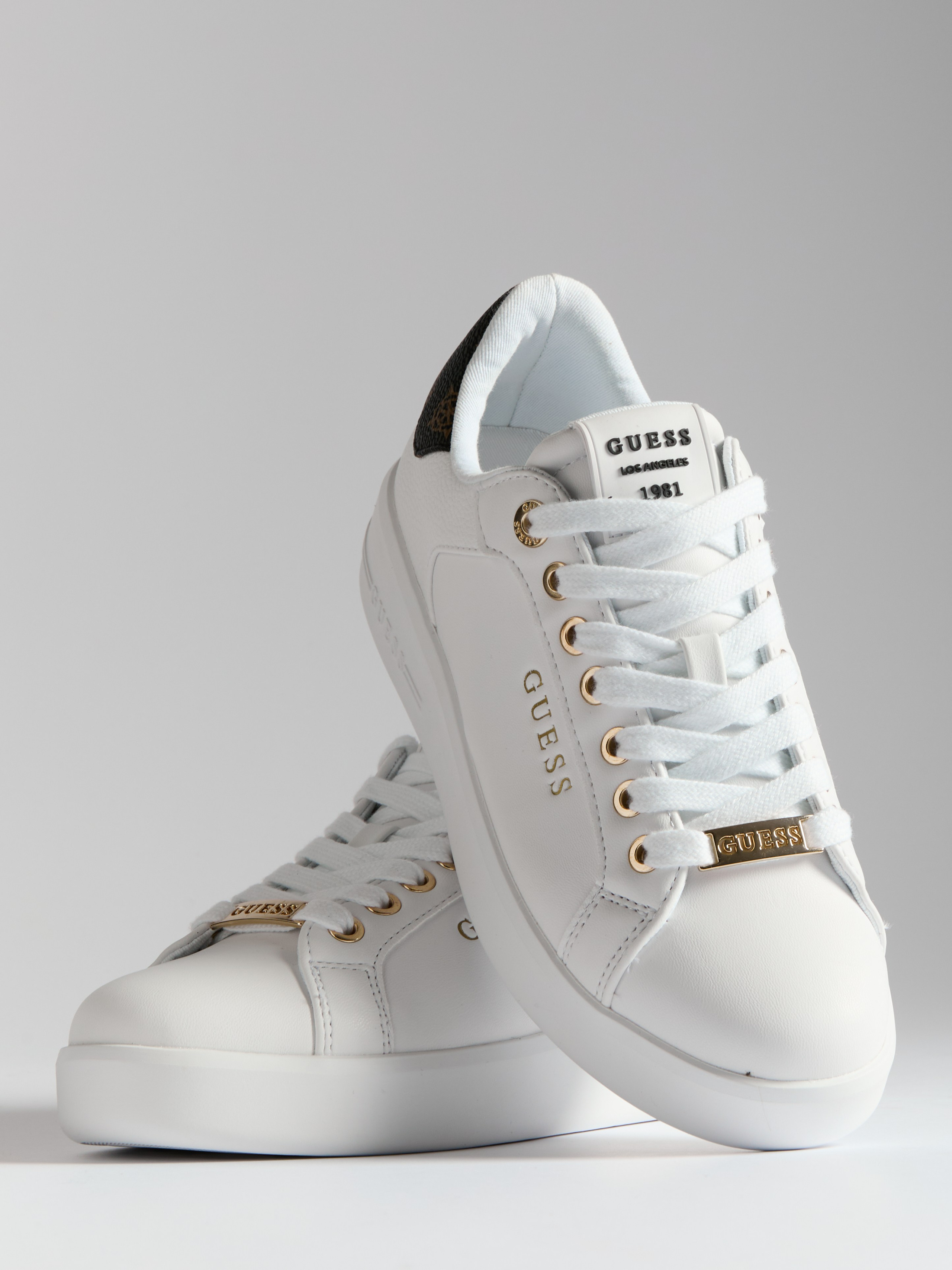 Предметный фотограф в Москве Евгений Шубин