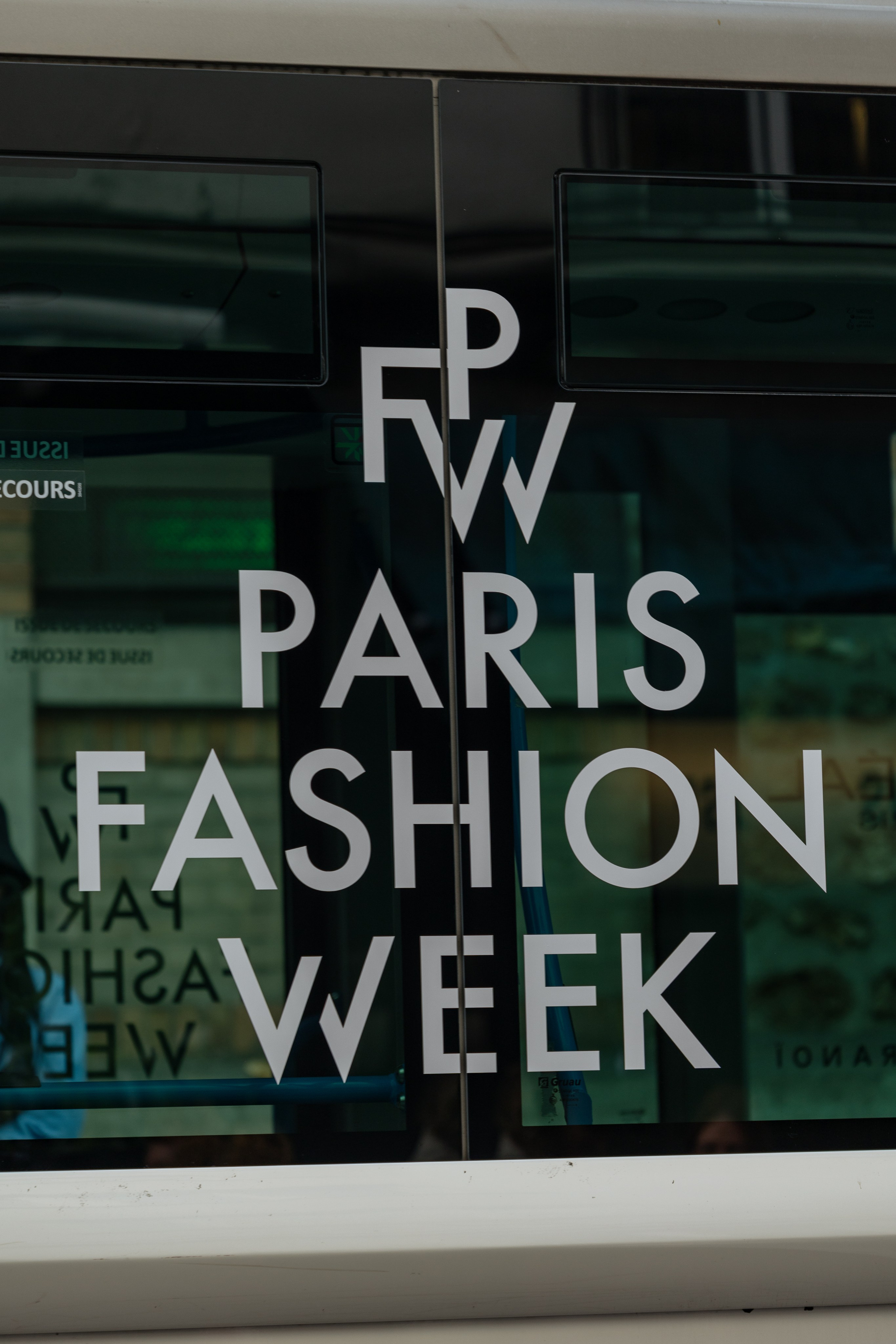 VICTORIA TOMAS. Photographer in Milan Ivan Goncharov