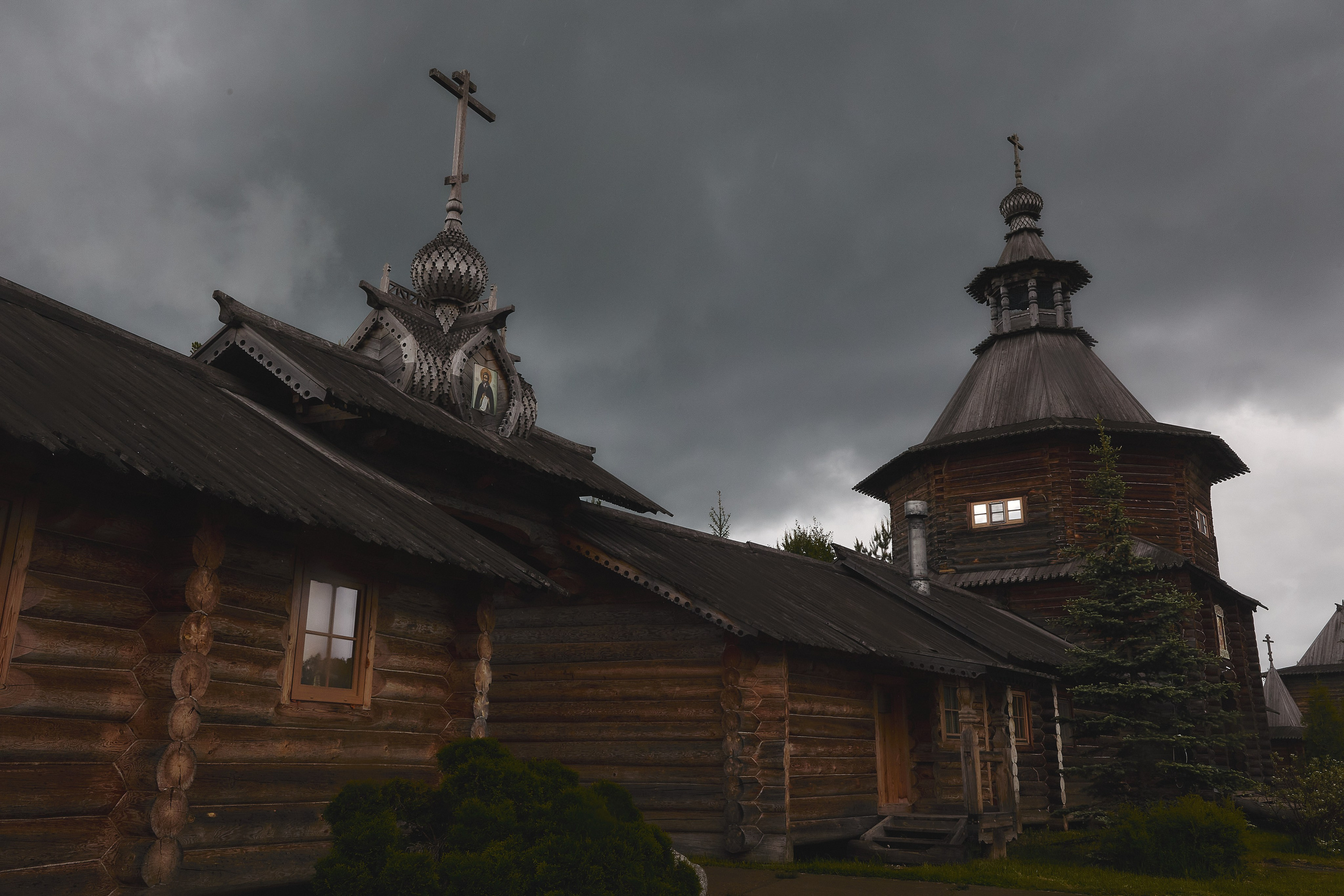 Sergieva Lavra. Святослав Лебедев | Рекламный фотограф — Коммерческая съемка, Арт-дирекшн, AI-интеграция