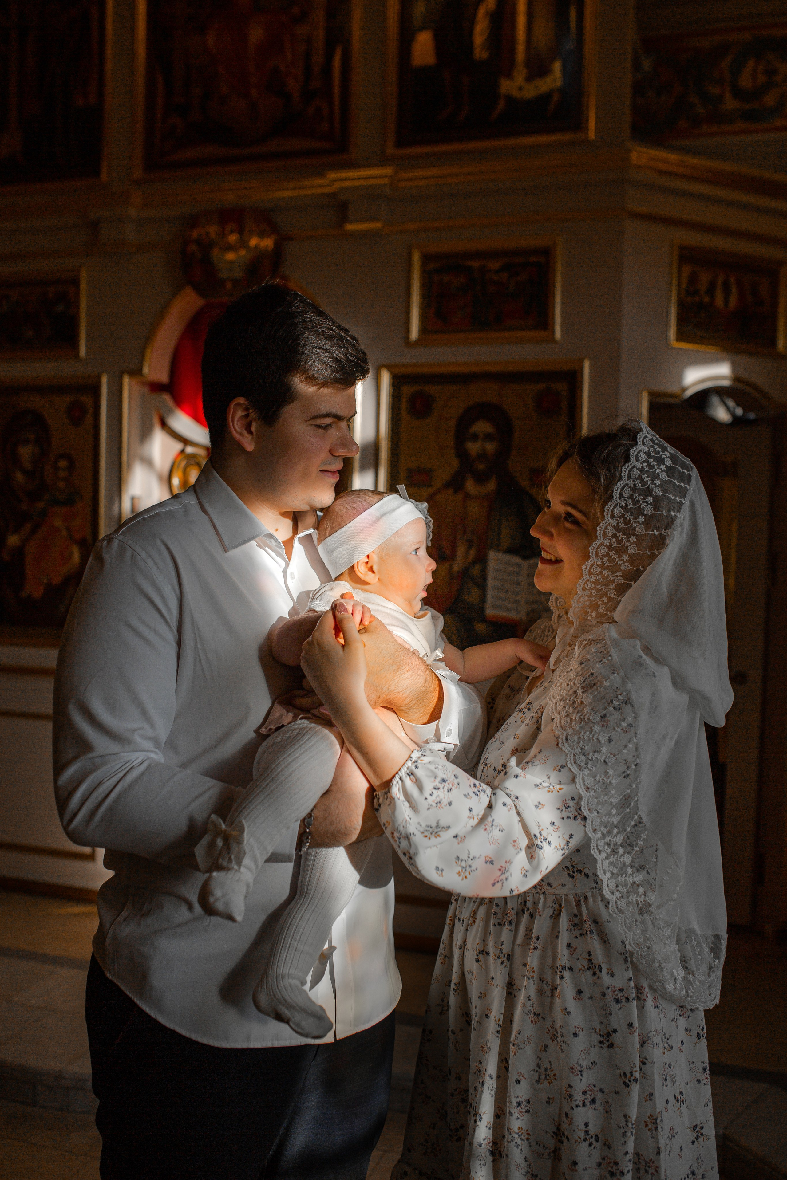 Церковь Рождества Пресвятой Богородицы в Крылатском. Свадебный и семейный фотограф