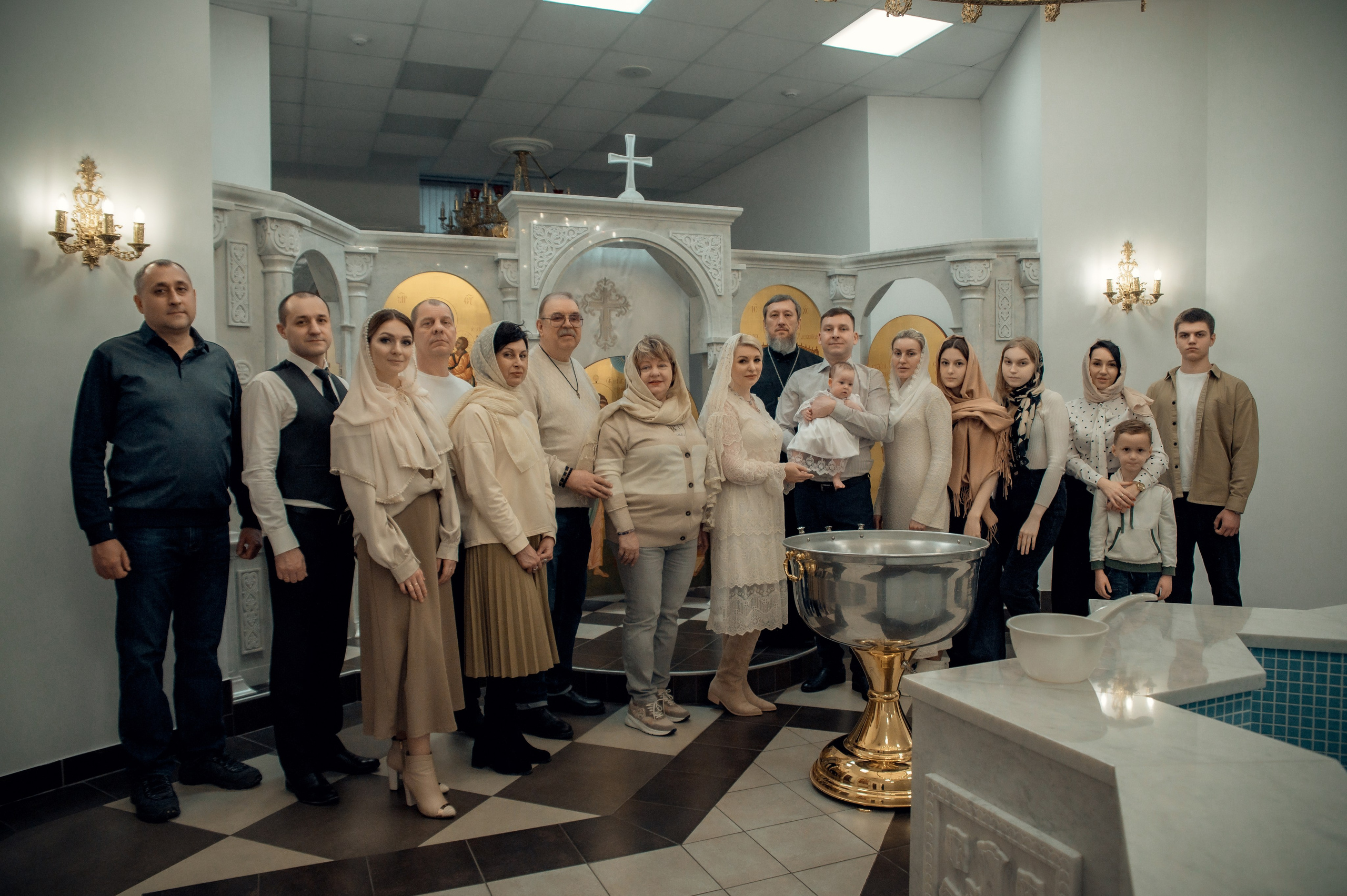 Таинство Крещения Натальи, Собор Александра Невского г. Волгоград. Церковный, семейный и репортажный фотограф Волгоград, Волжский