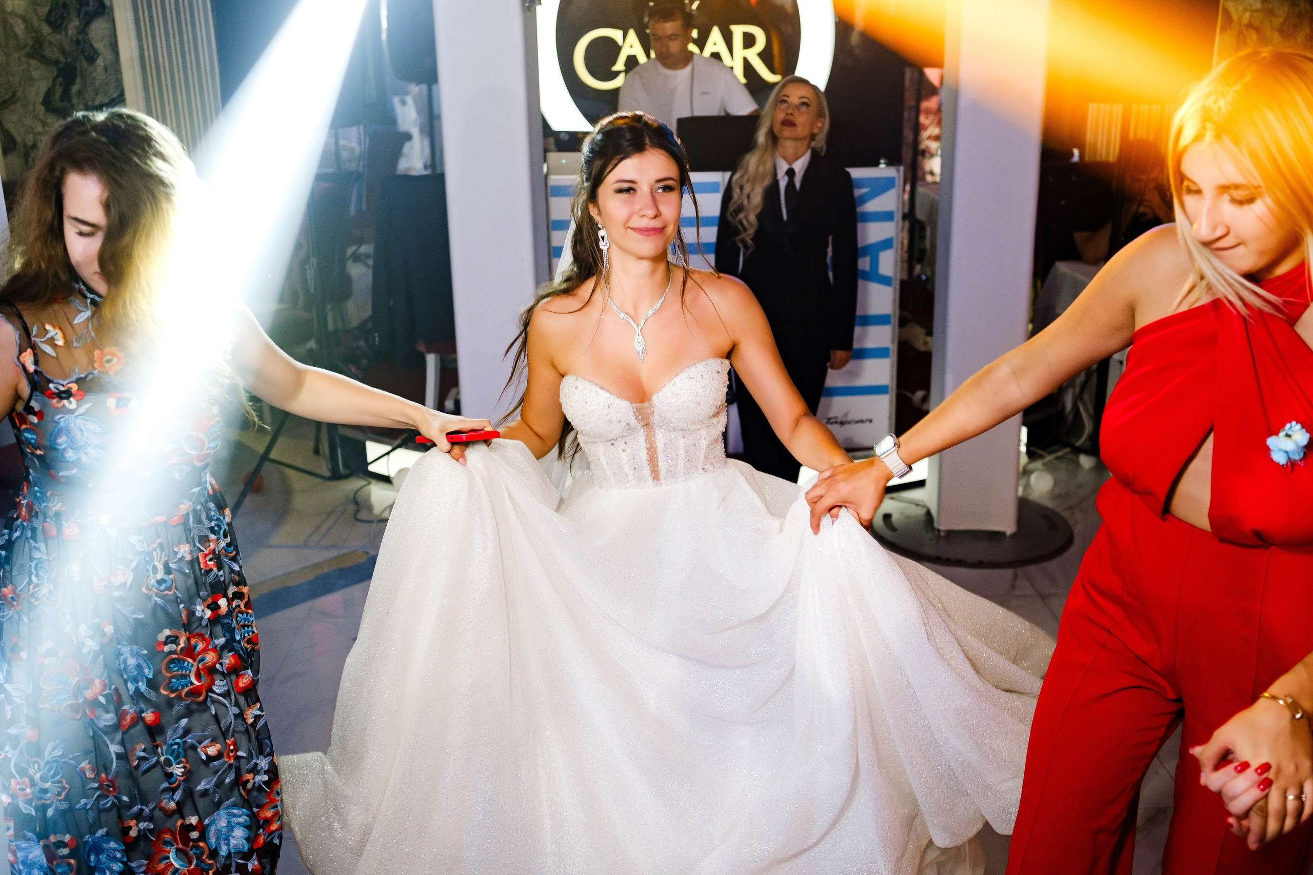 Михаил и Юлия. Свадебный фотограф | репортаж | праздники | крещение