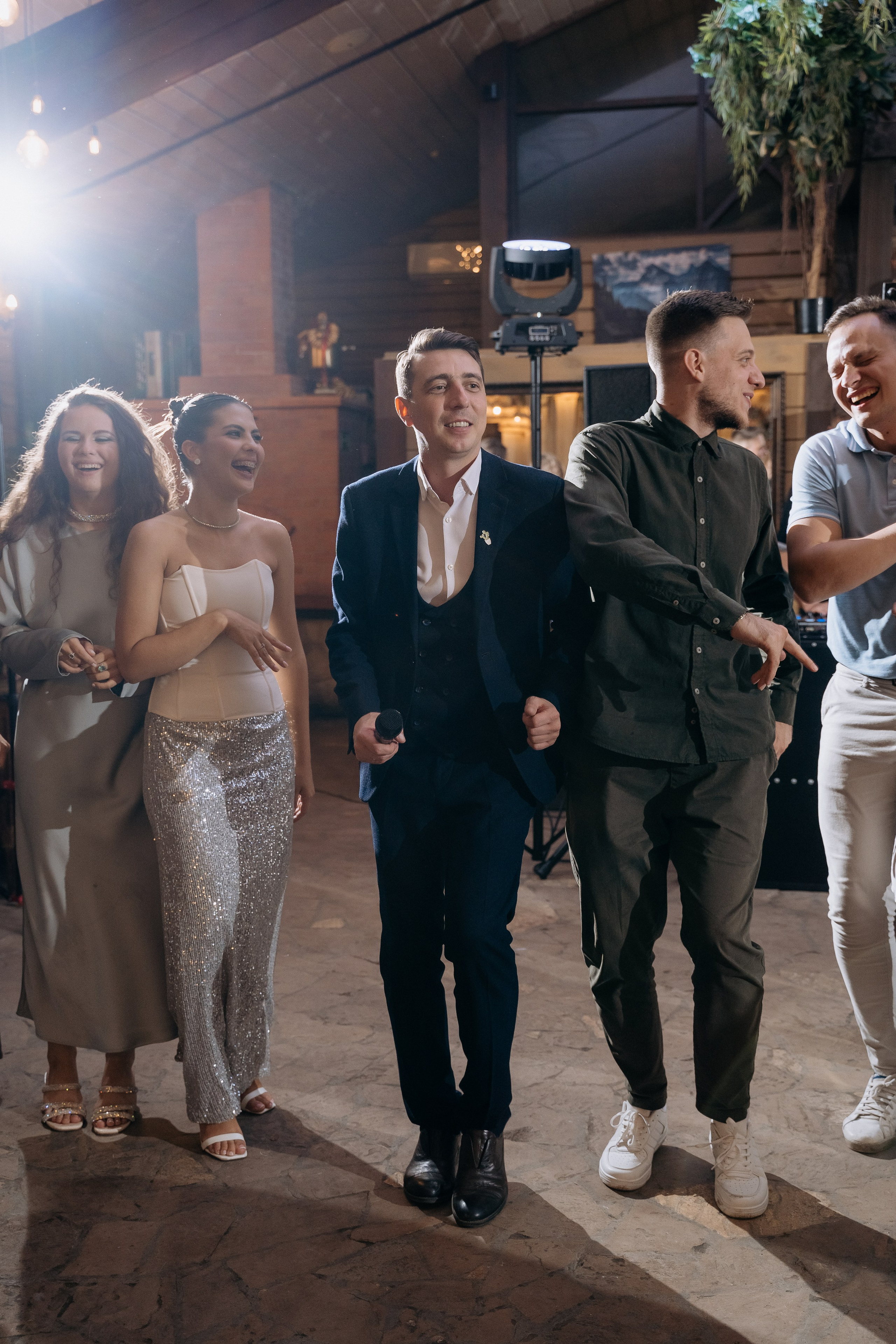 Влад и Бэлла. Свадебный и семейный фотограф в Новосибирске Наталья Зорина