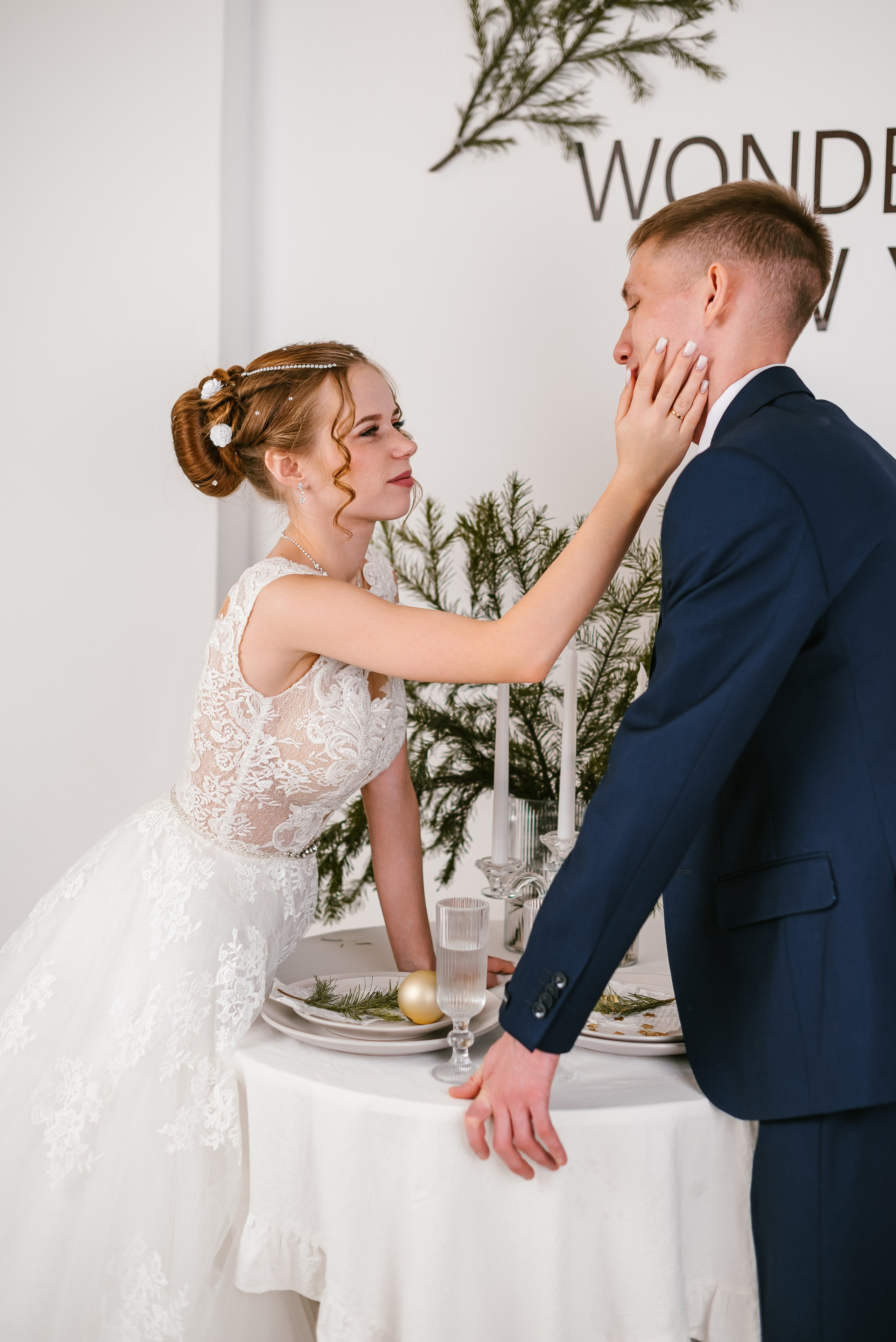 Свадебная фотосессия в фотостудии WOODг. Кемерово