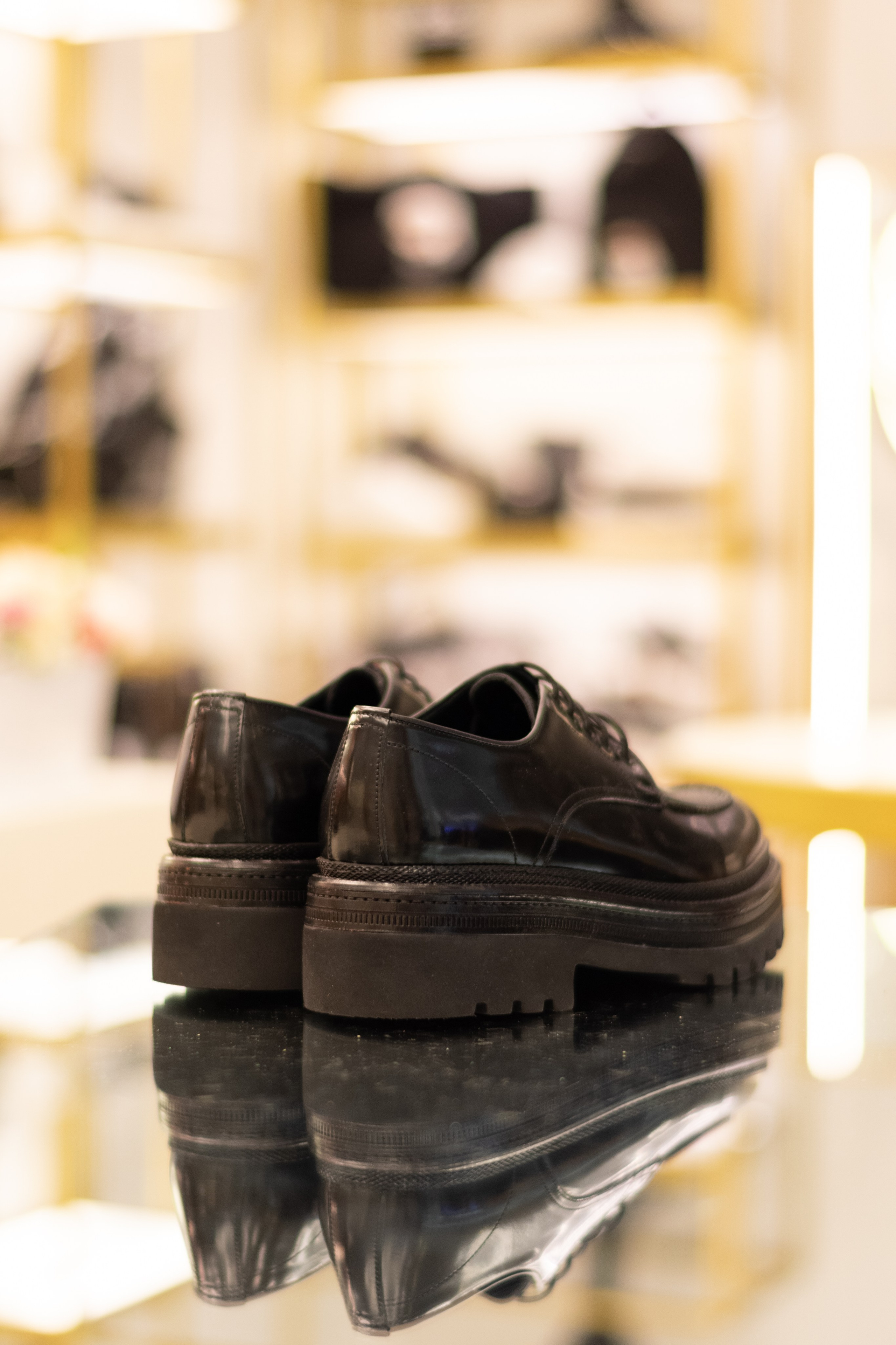 Для организаций. Предметная фотосессия для обувного магазина Capsula. Фотограф/видеограф Богдан Голованов