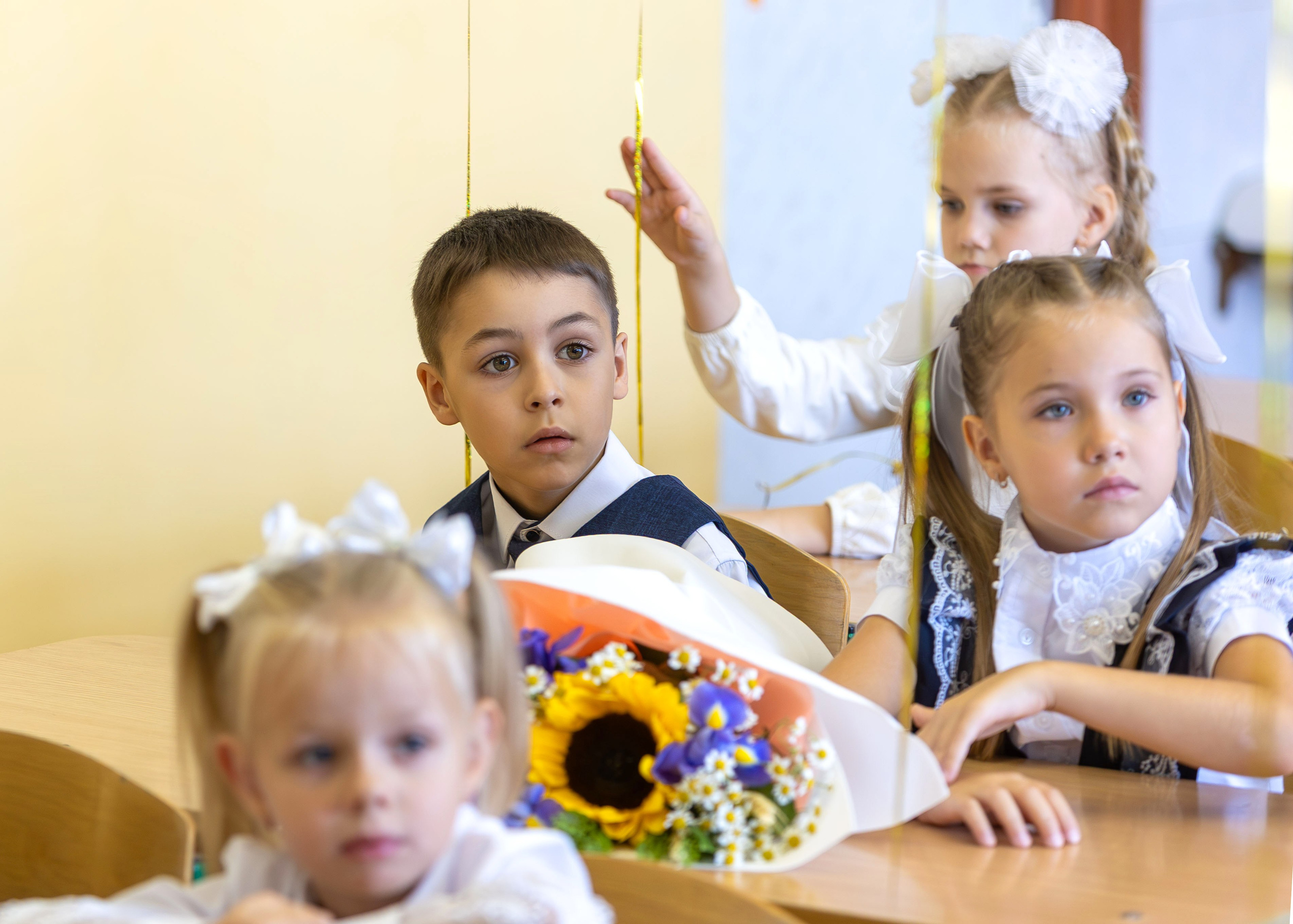 Первый школьный день 1М, школа № 30. Выпускные альбомы для школы и детского сада — школьный фотограф Подольск, Троицк, Щербинка, Москва