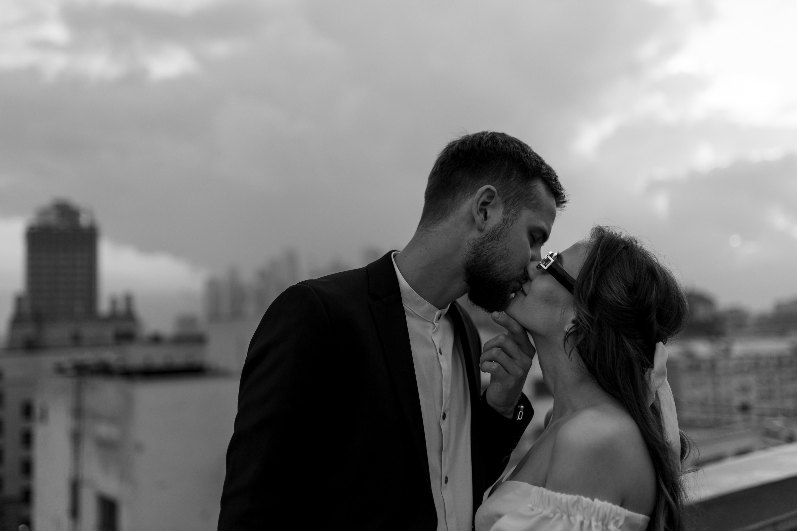 Настя и Никита, крыша. Свадебный фотограф | Москва