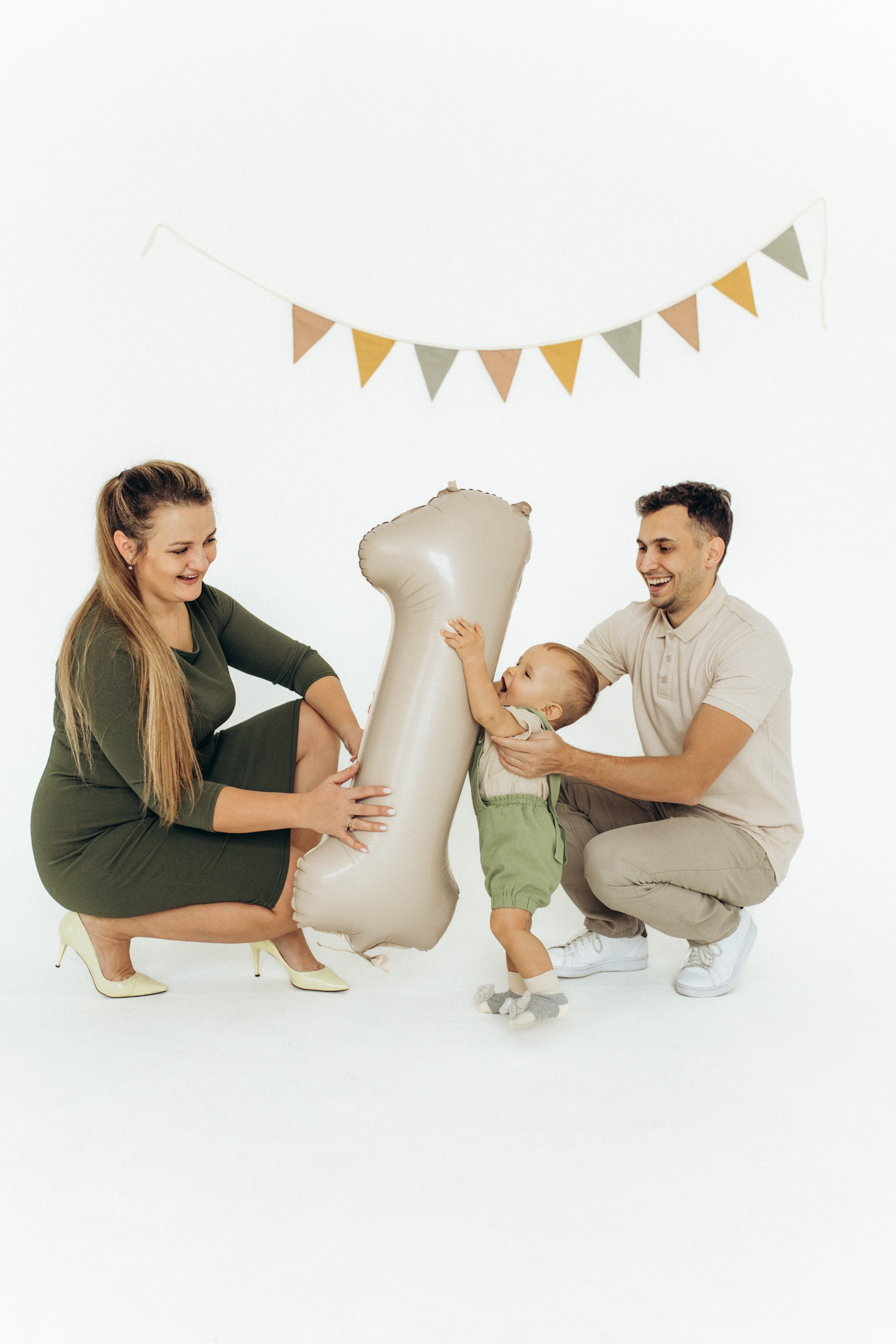 Семейные фото на годиках. Фотограф новорожденных Серпухов, Протвино, Москва I Марина Бурмистрова