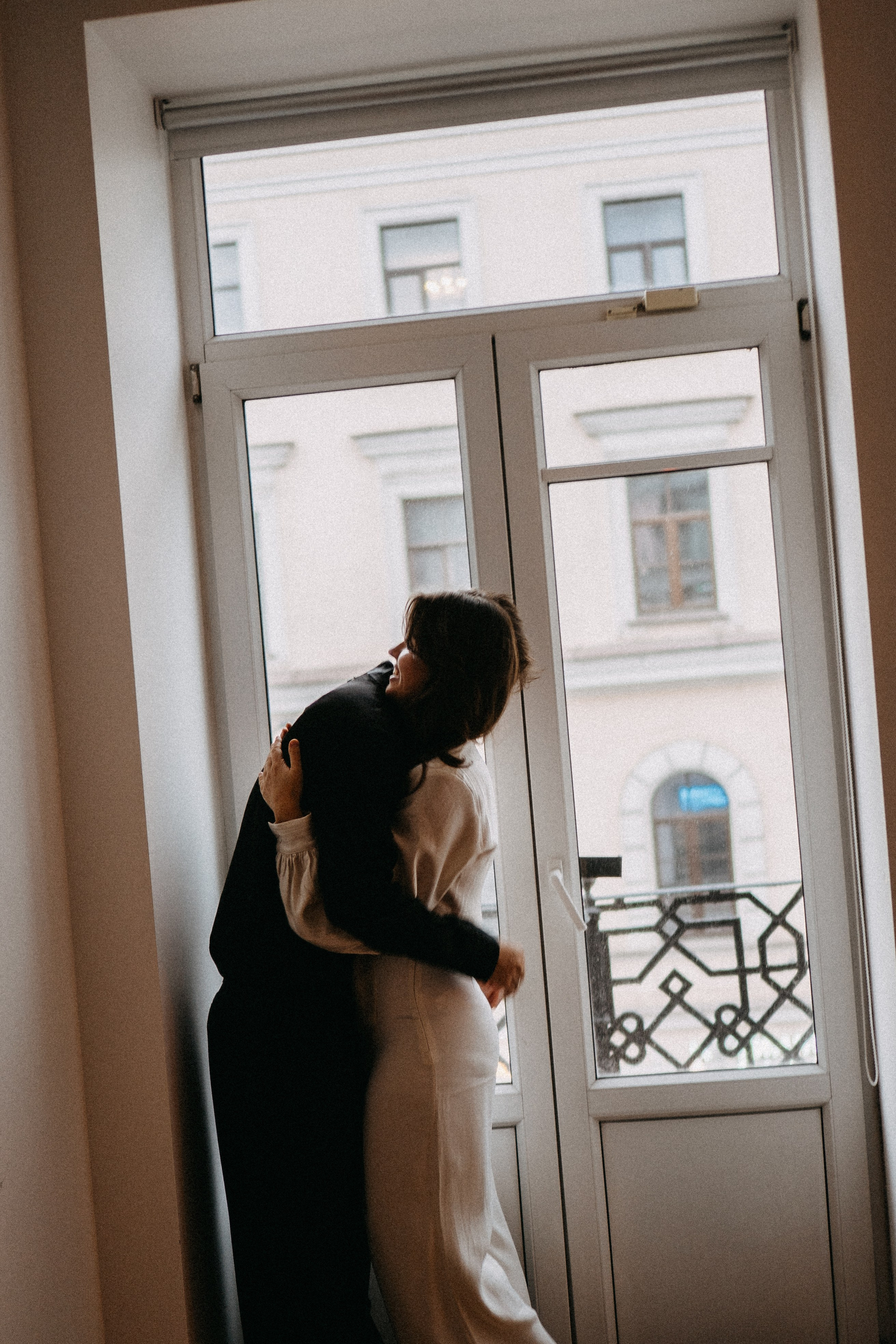 СБОРЫ ЖЕНИХА И НЕВЕСТЫ В УЮТНОЙ КВАРТИРЕ В ЦЕНТРЕ САНТК-ПЕТЕРБУРГА. Профессиональный фотограф, Санкт-Петербург — Виктория Богомолова