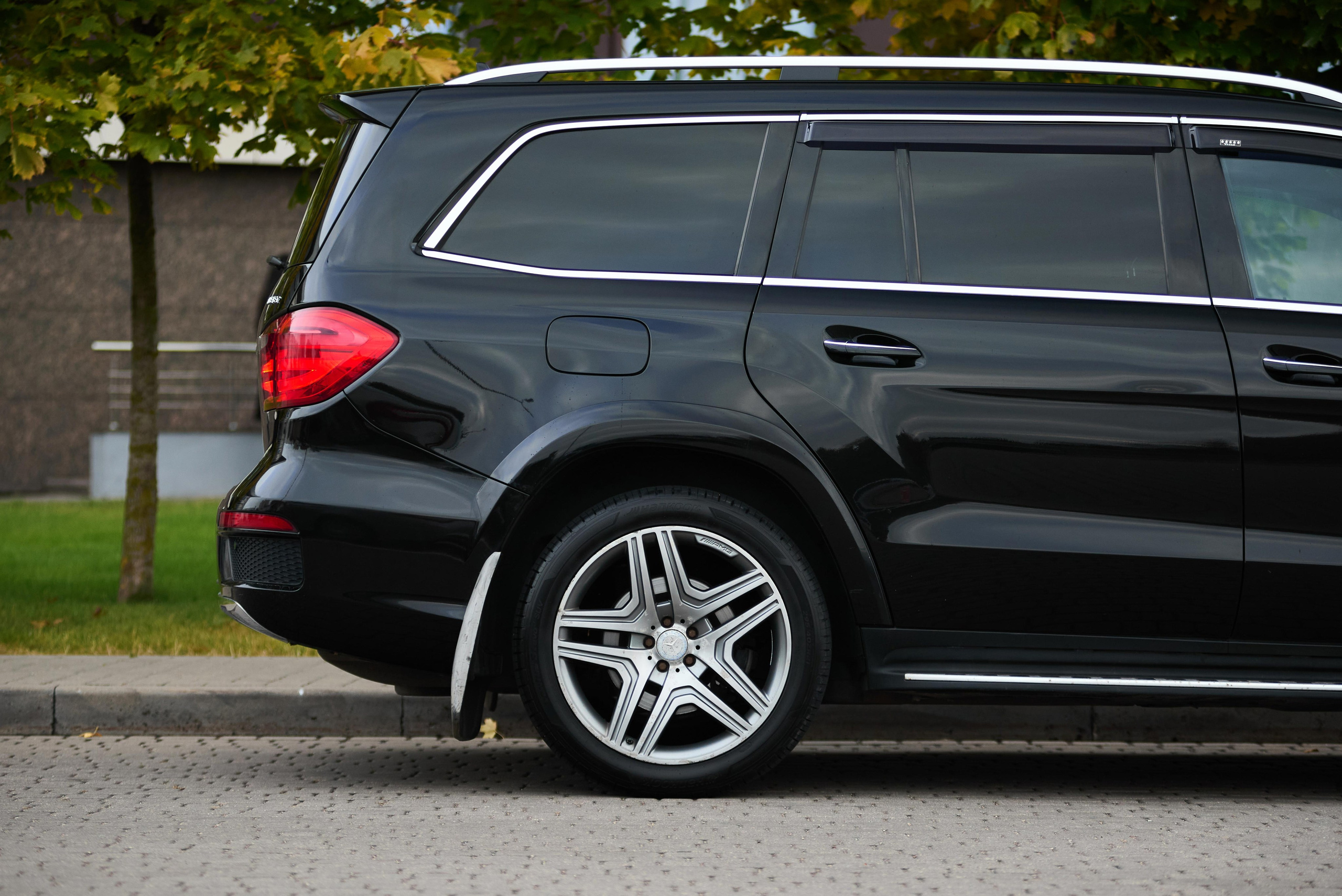 Mercedes GL350. Автомобильный и интерьерный фотограф в Минске Александр Тагаев
