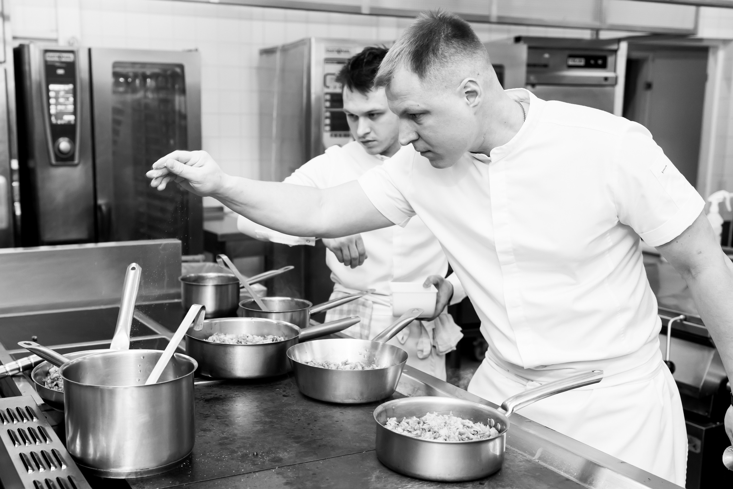 Репортаж. Суперфотограф Виталий Коликов