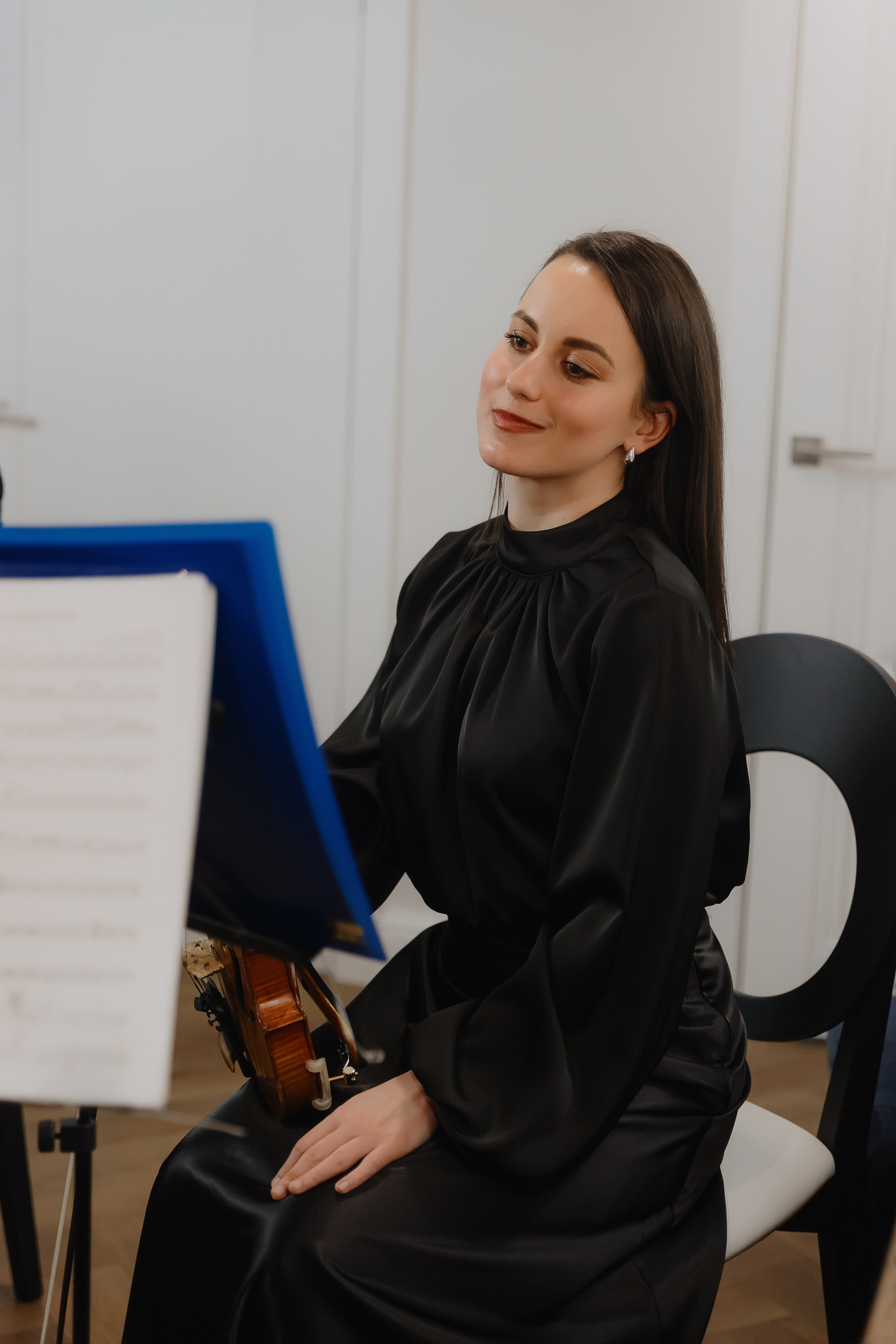 Открытие нового пространства интерьерного салона L. DECO в феврале 2025. L. Deco интерьерный салон. Краски/обои/лепной декор