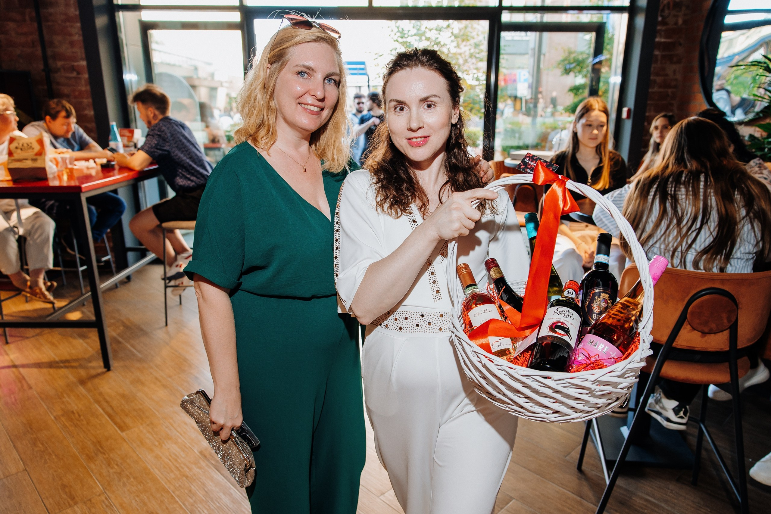 Белый Рынок | 8 лет. Главная