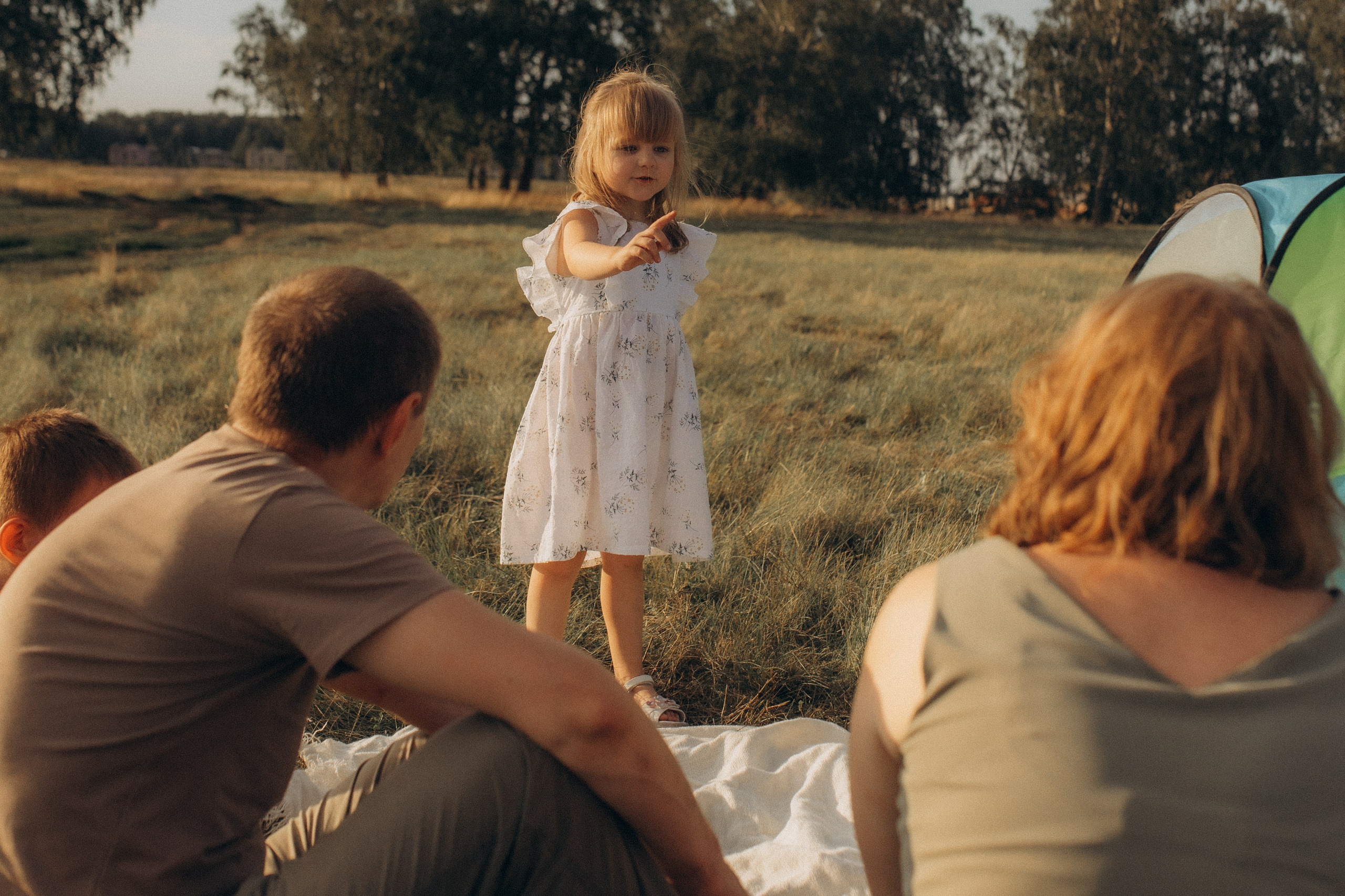 Летняя история в поле. Семейный фотограф lifestyle в Новосибирске Елена Шпилевая