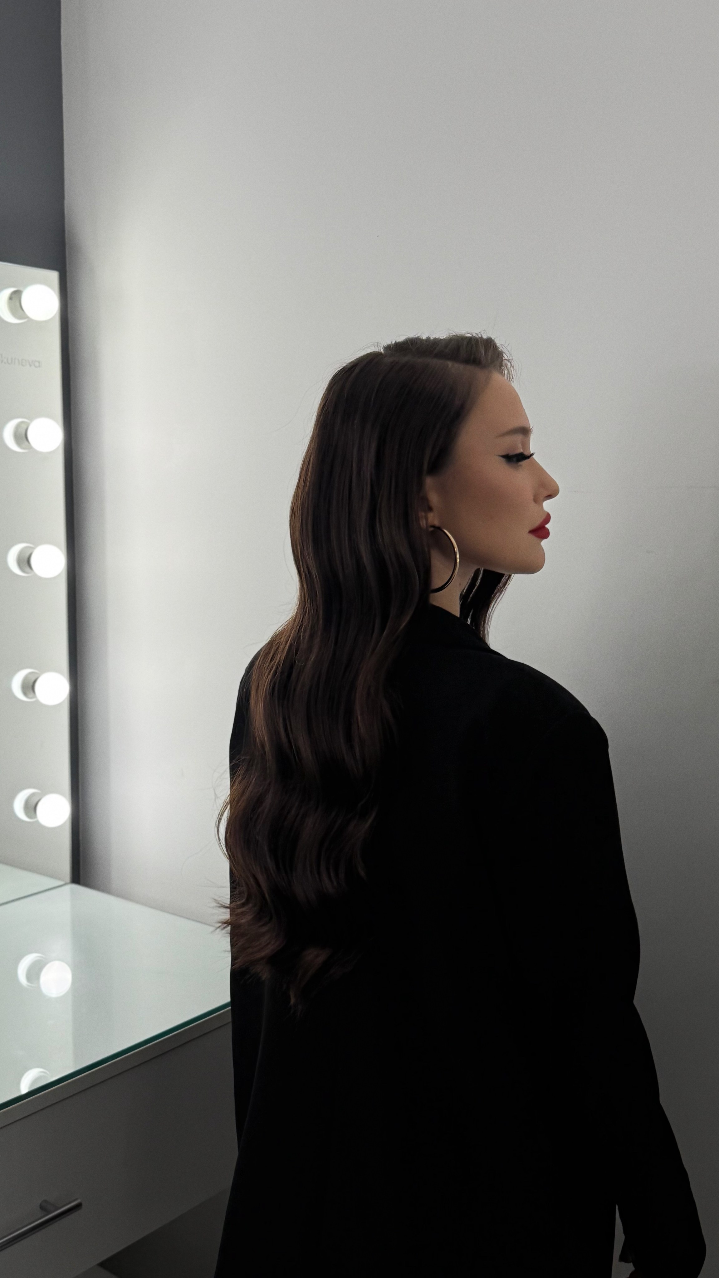 Прически, укладки. Студия визажистов, стилистов по прическам, бровистов и мастеров по ресницам