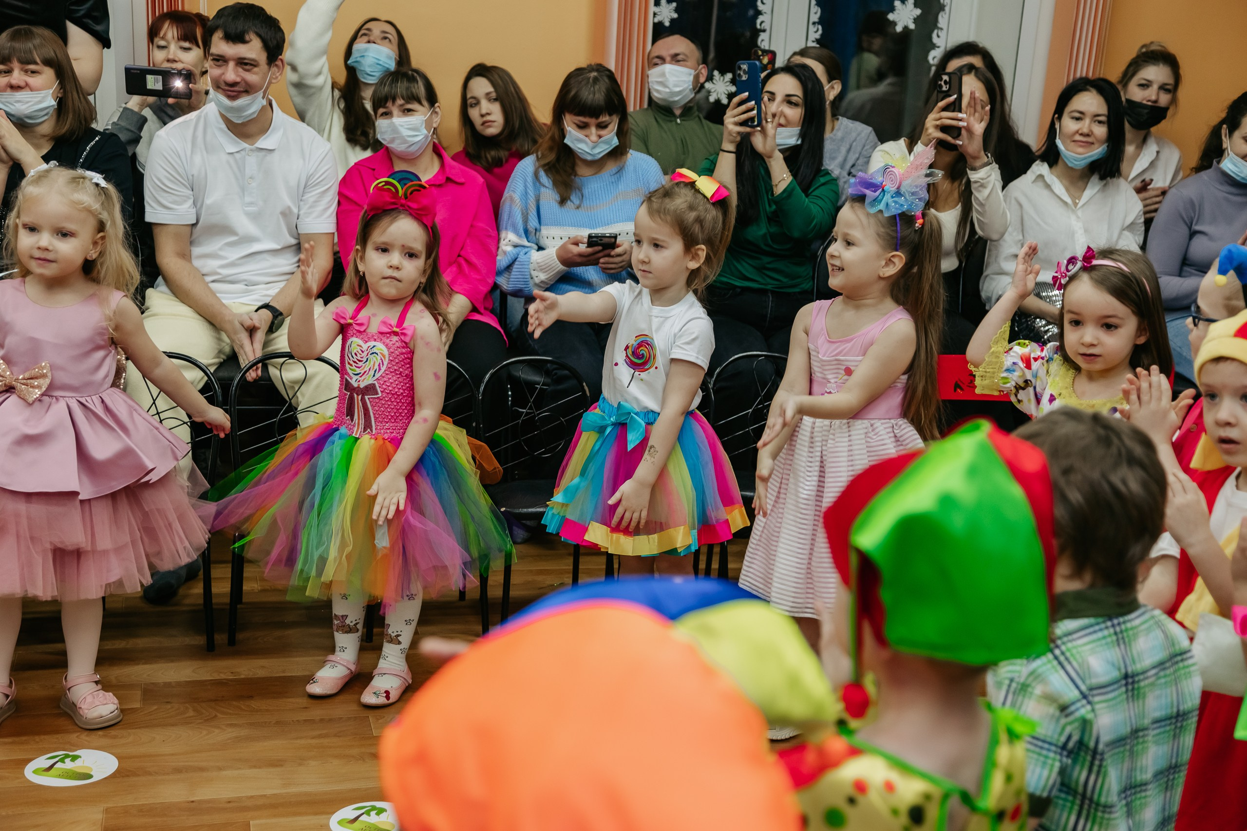 Репортаж в саду (утренник/день в саду). Фотограф на первый годик, семейный и детский фотограф в Новосибирске