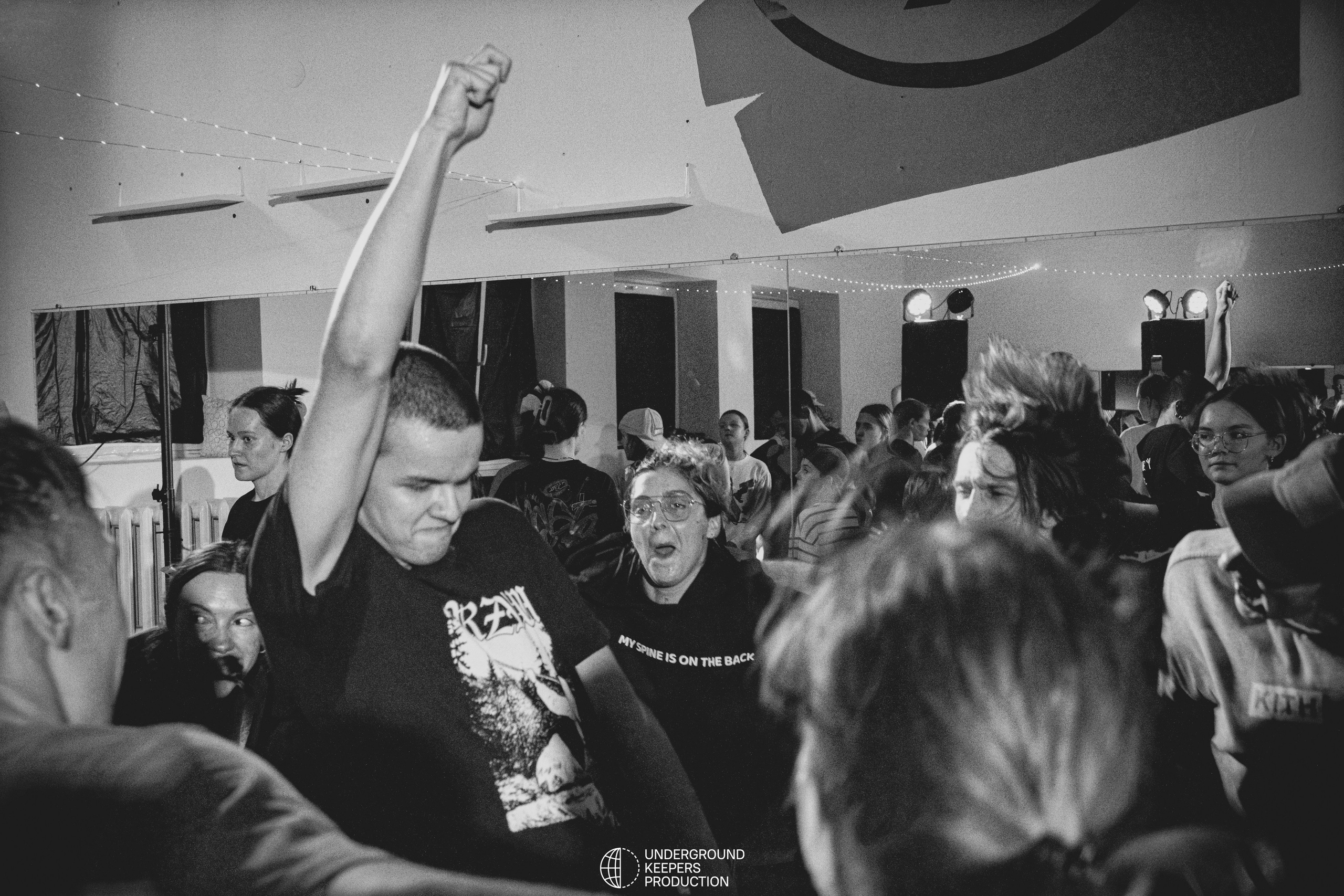 LORDS JAM 18/10 (@youlovebu). Соня бу тебя сфоткала