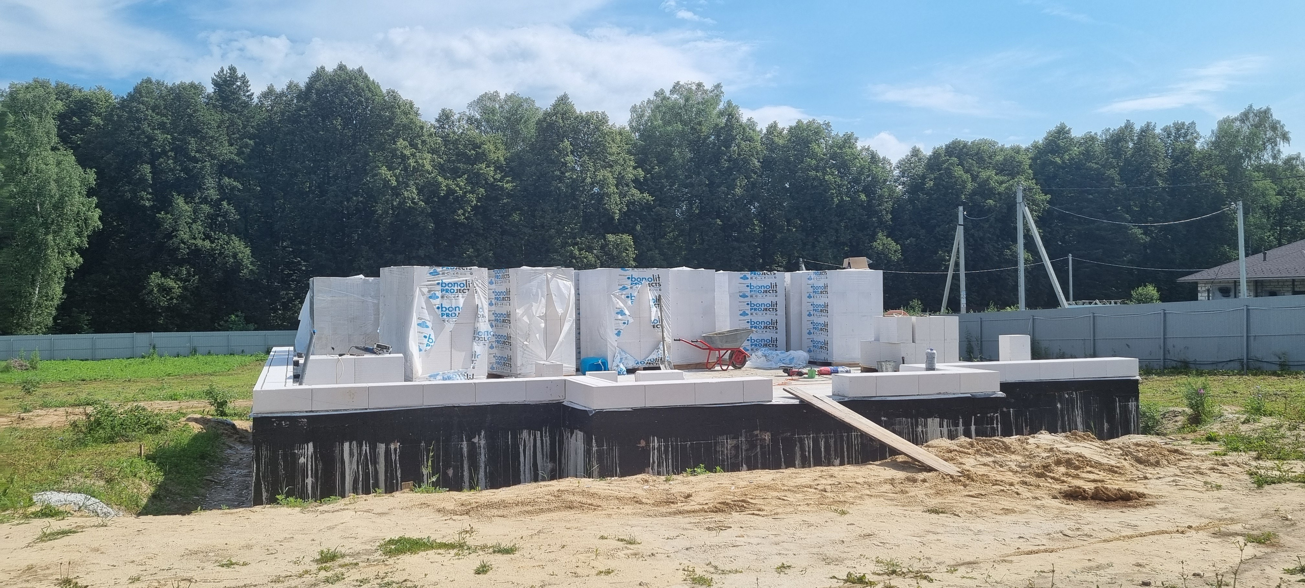 Кладка газоблока