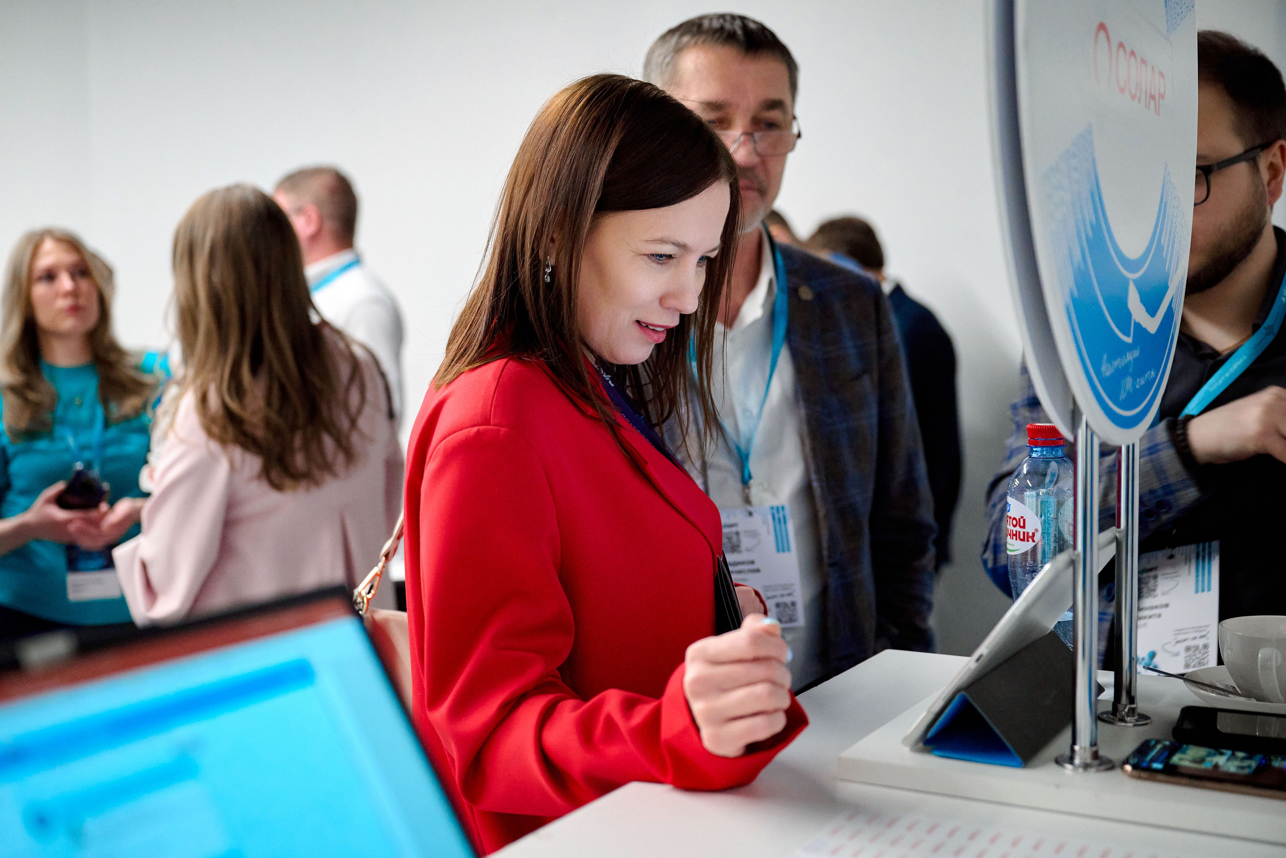 AXOFT. Максим Комаров — Профессиональный фотограф