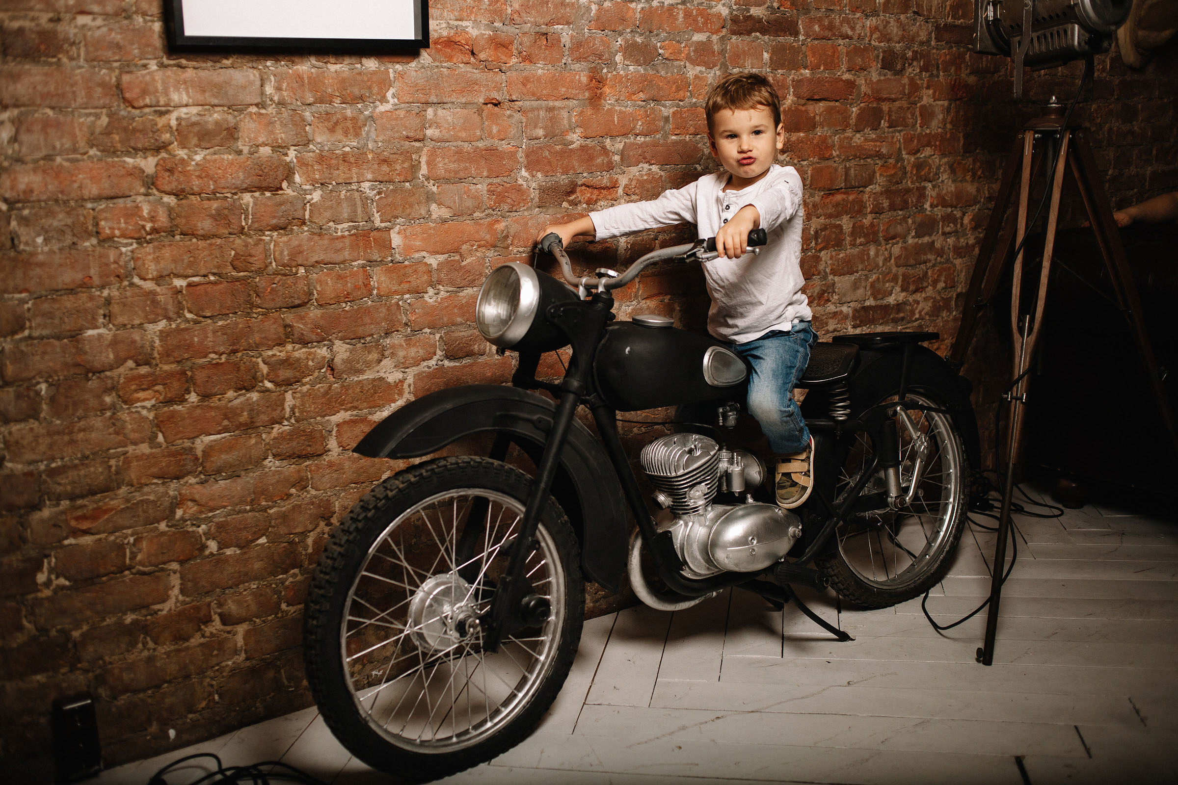 Стоимость услуг фотографа для репортажной фотосъёмки детских празднико. Семейный и свадебный фотограф в Майкопе Михаил Мартиросян