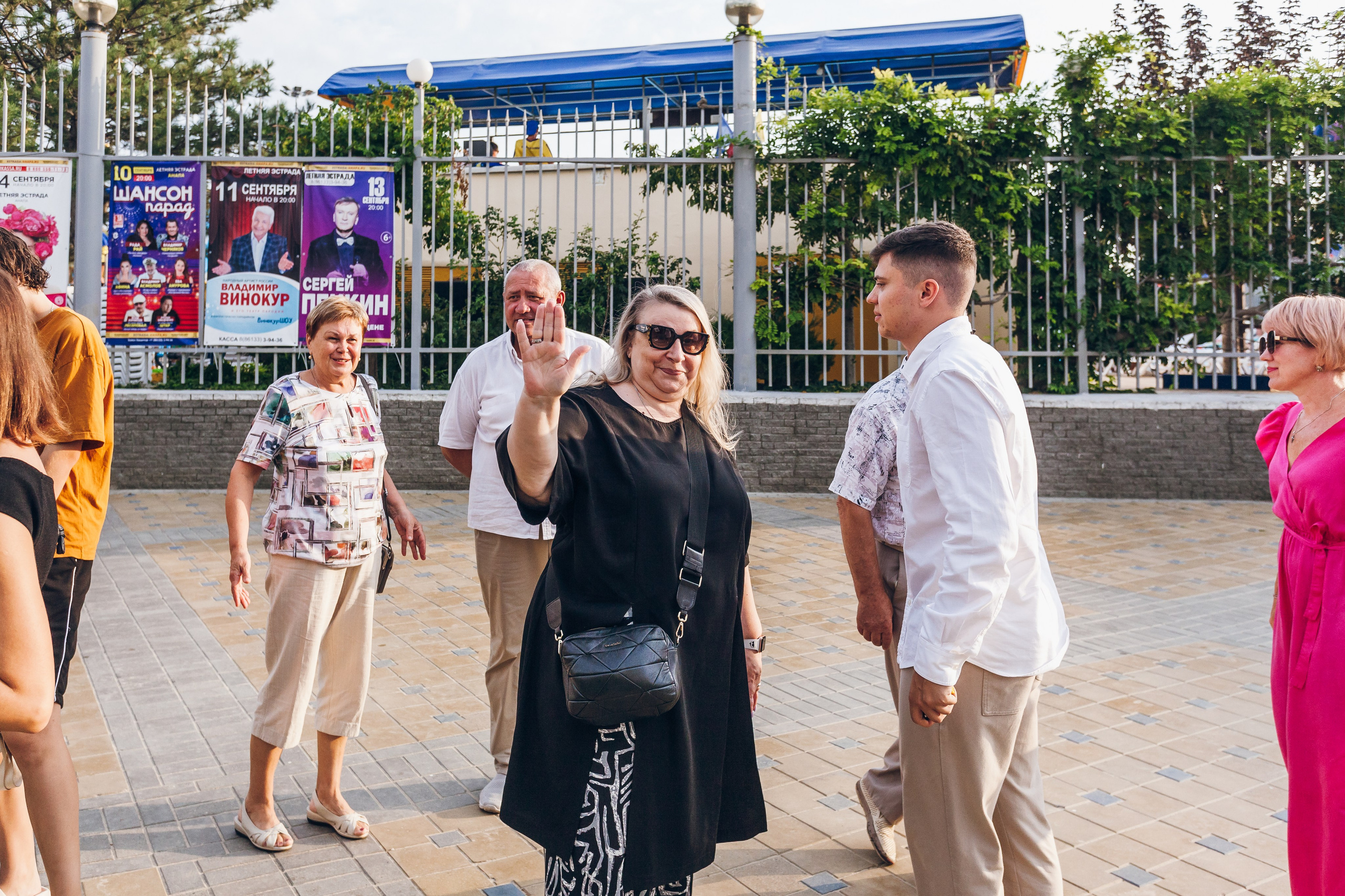 День рождение в уютном ресторане. Фотограф Денис Денисов